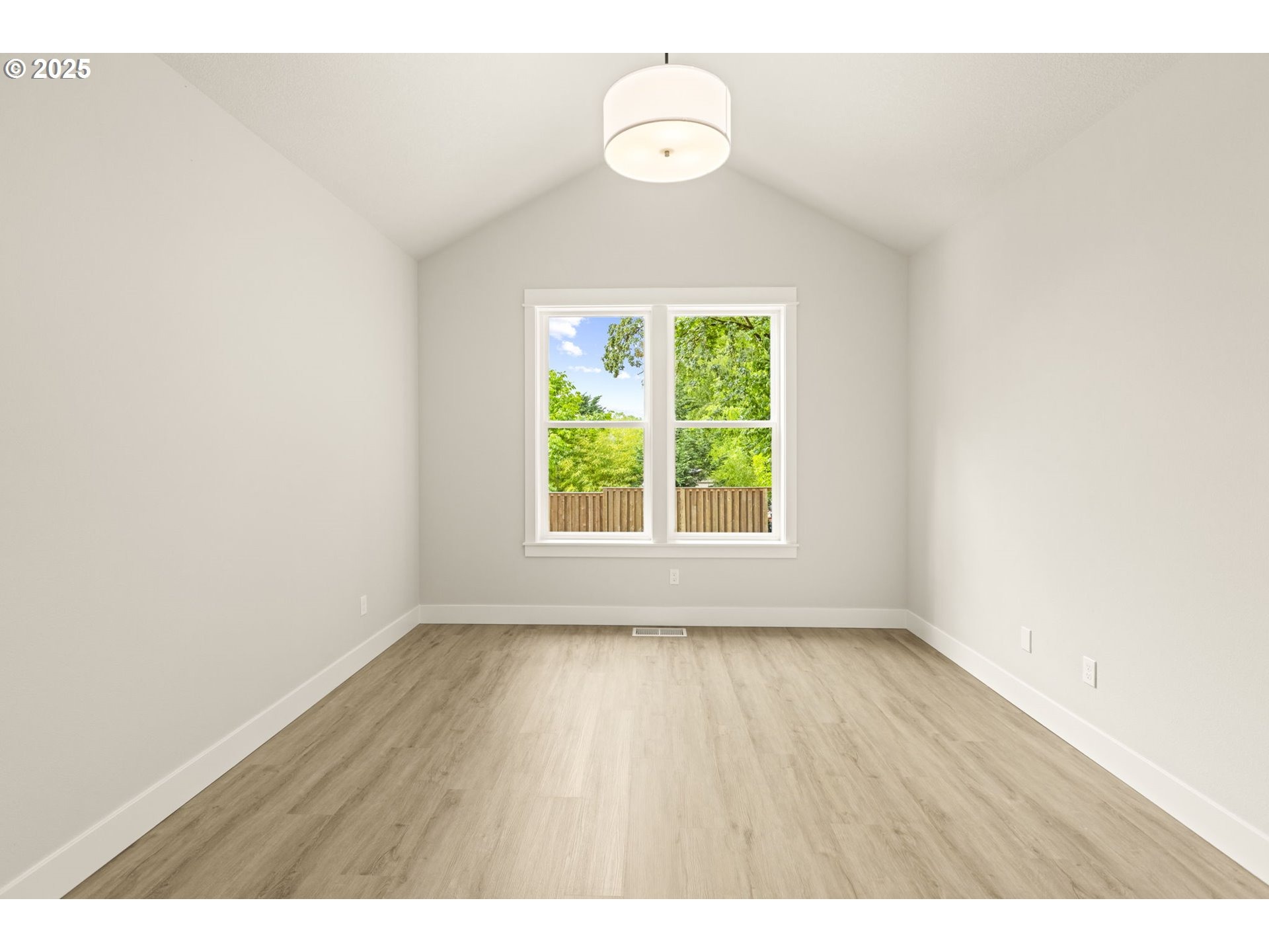 Mullan St, Milwaukie, OR 97222 #1