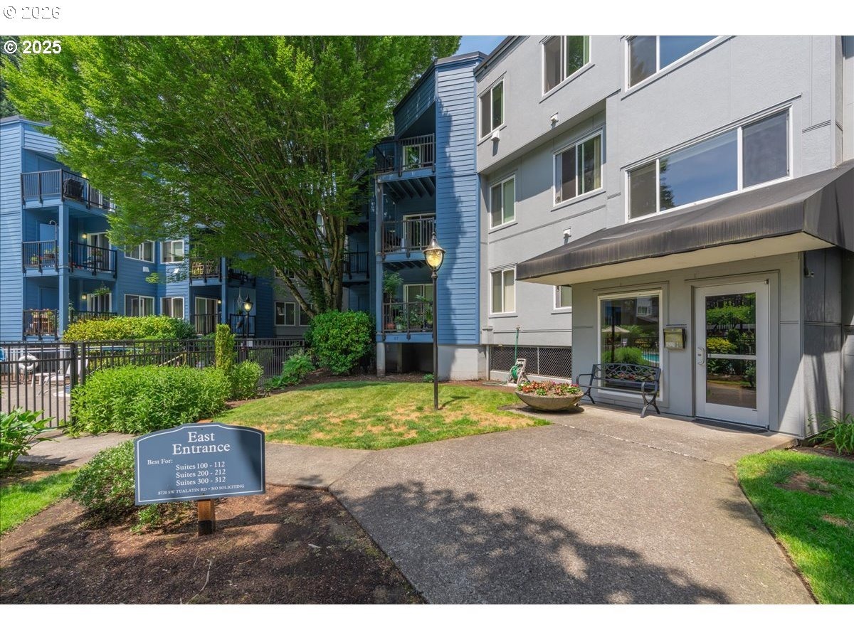 Tualatin Rd, Tualatin, OR 97062