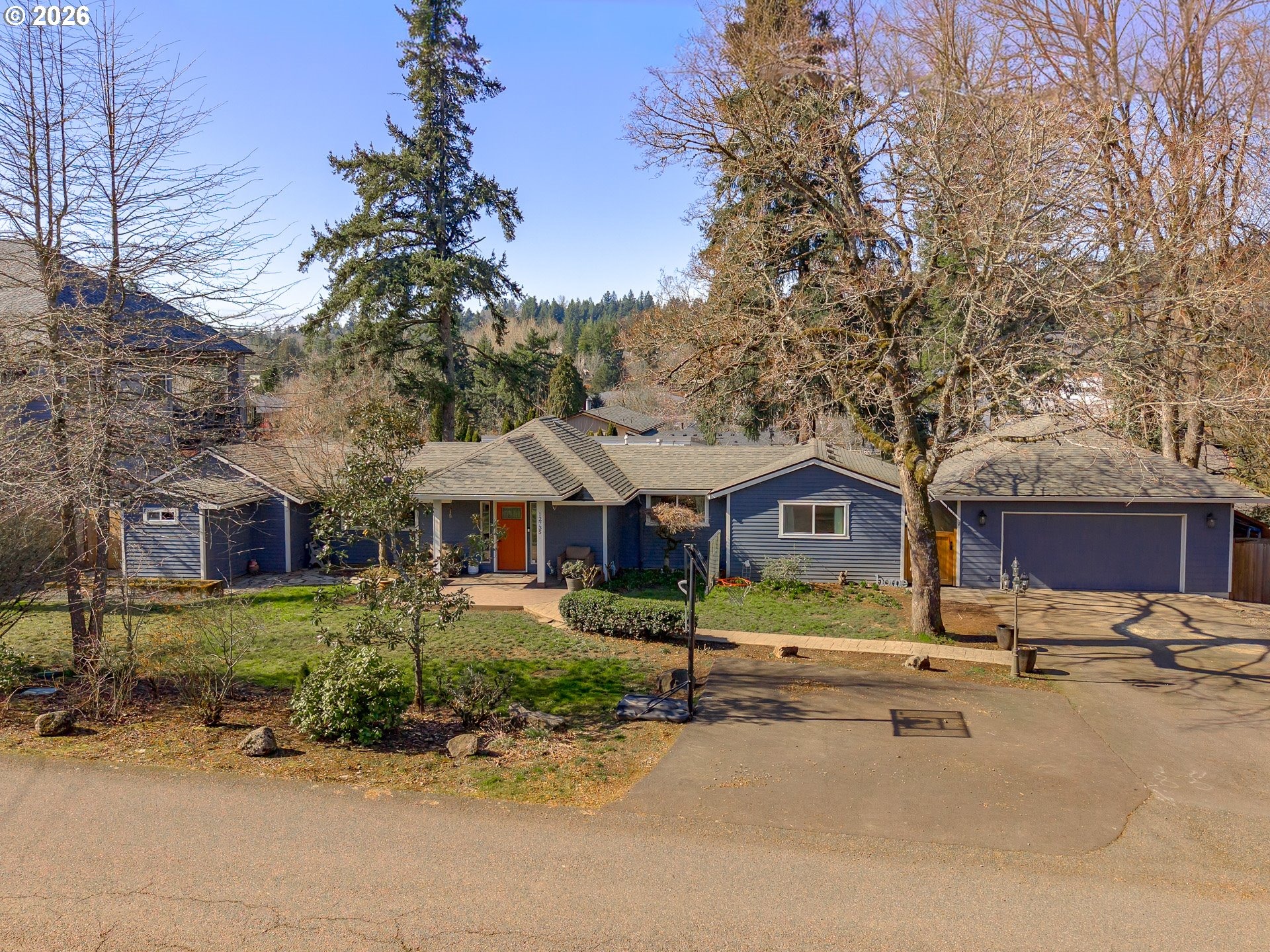 22nd Ave, Lake Oswego, OR 97034