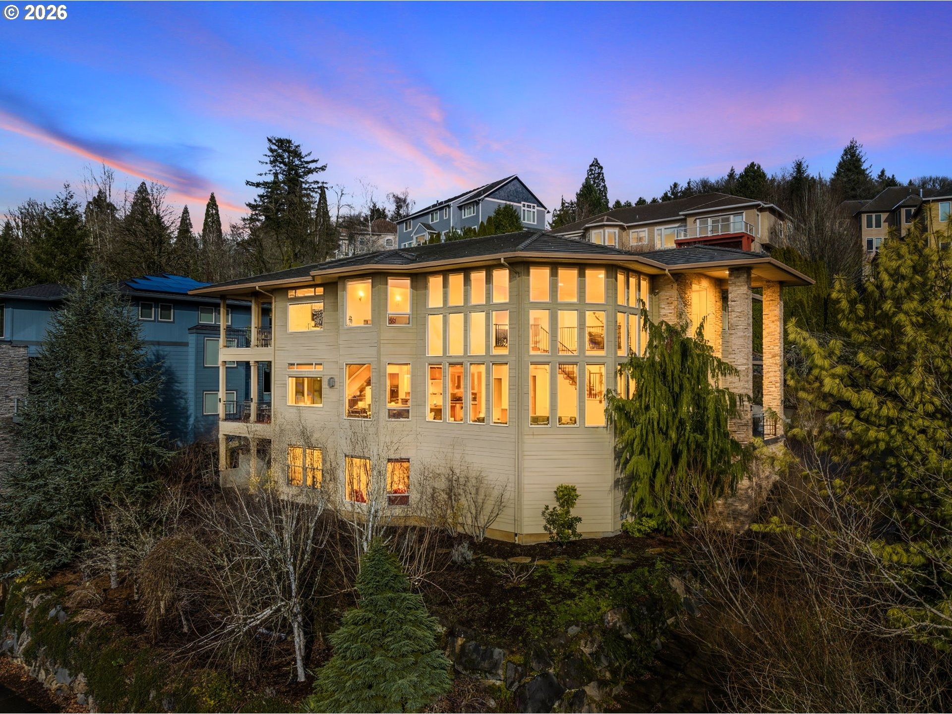 Chapin Dr, Portland, OR 97229