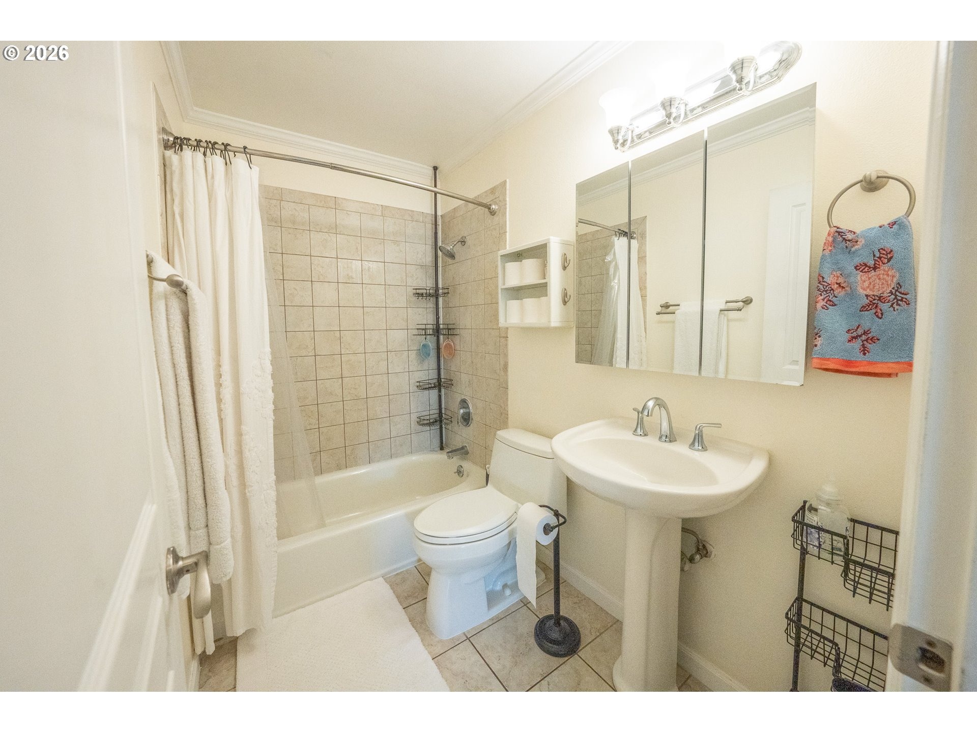 Hawthorne Blvd, Portland, OR 97214