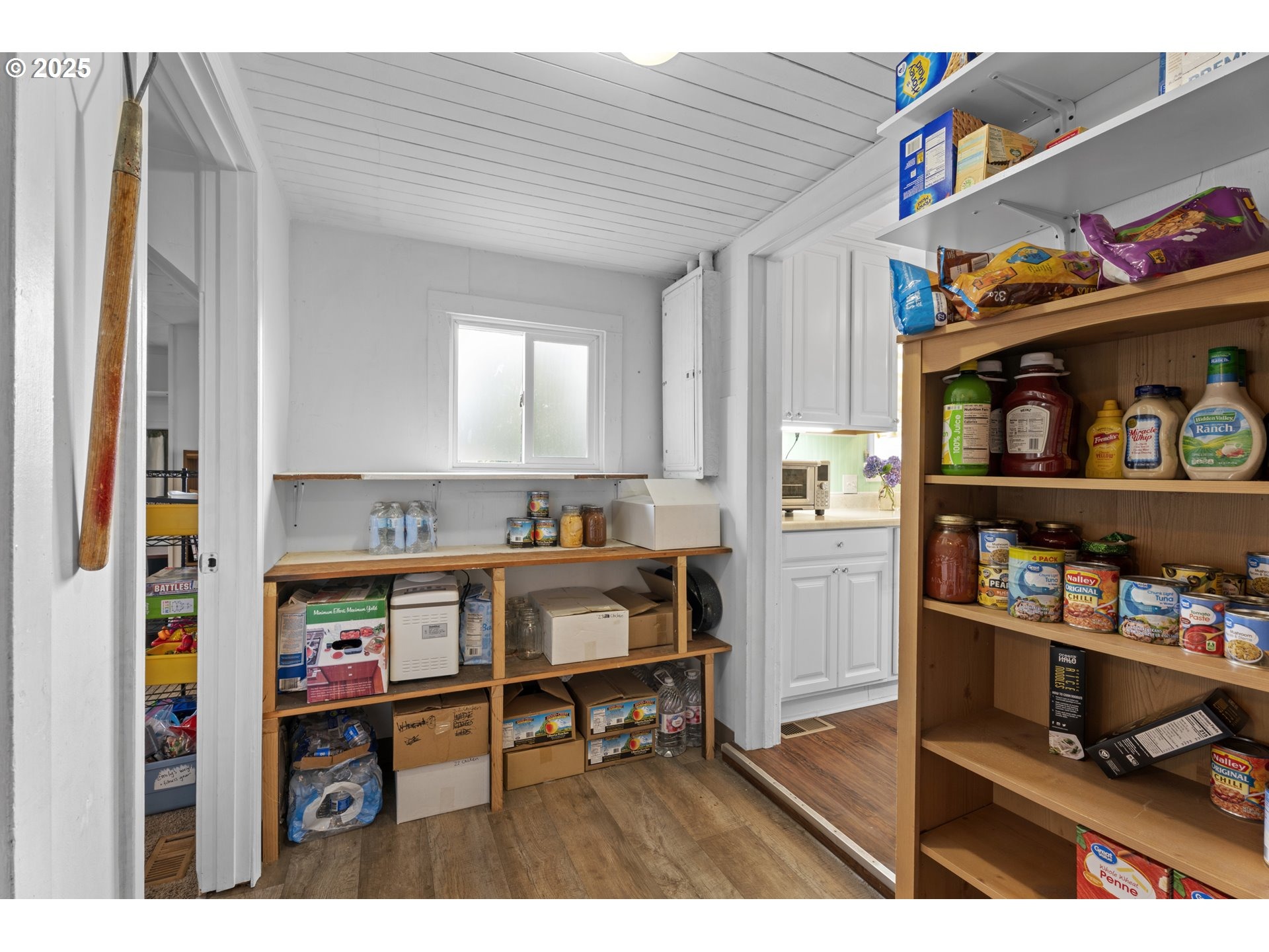 Hall St, Woodburn, OR 97071 #1