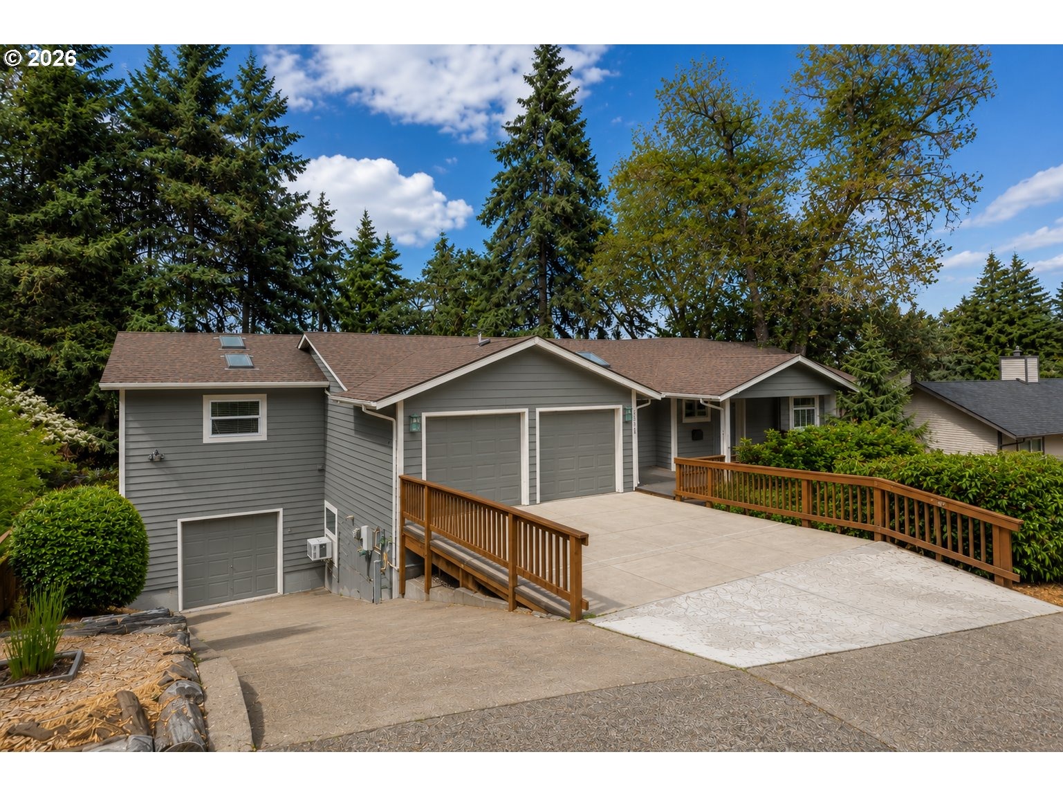 28th Ave, Eugene, OR 97405