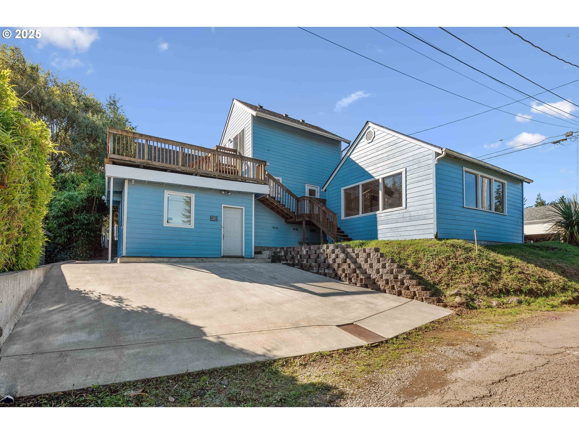 Exchange St, North Bend, OR 97459
