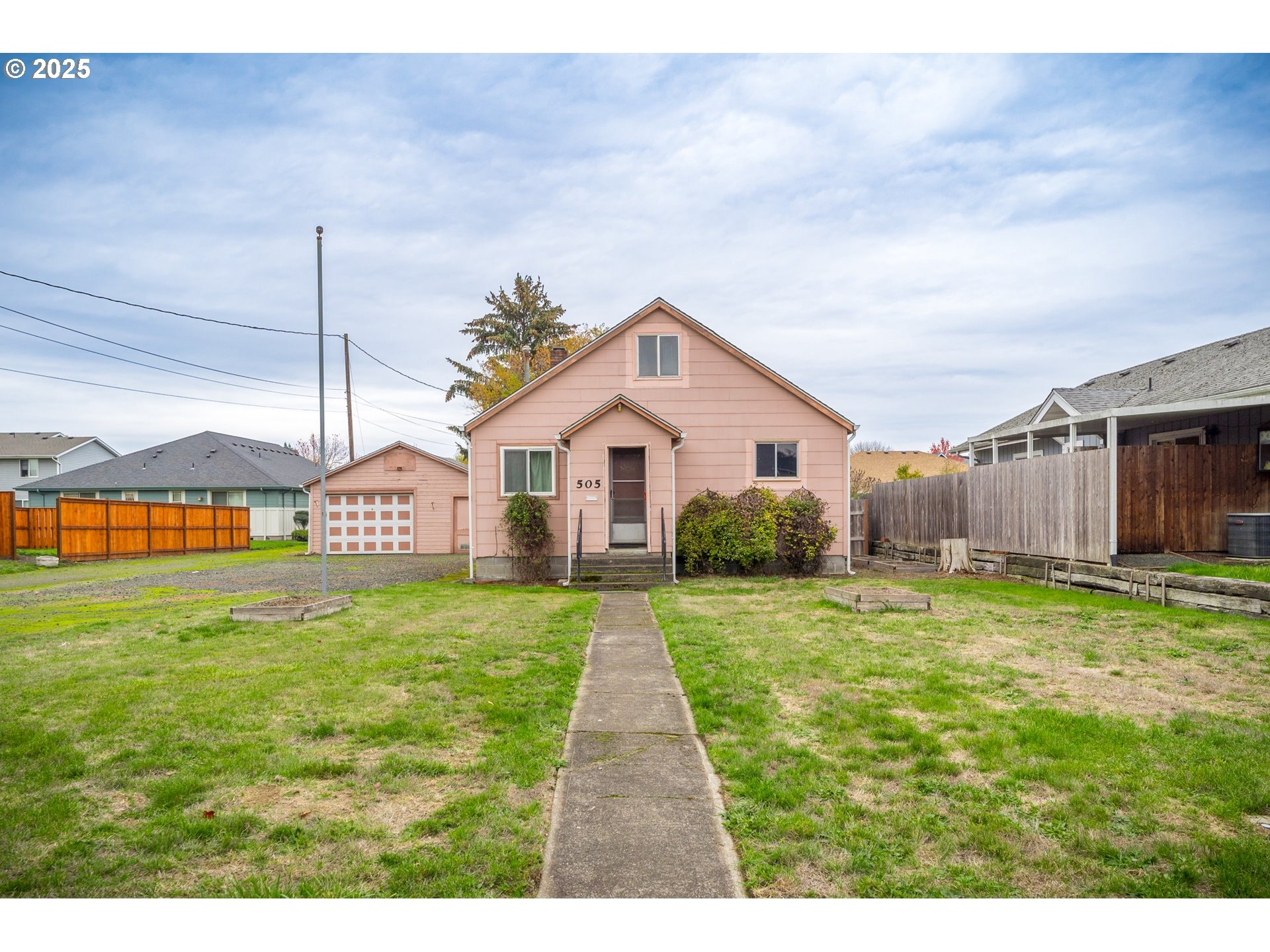 Broad St, Monmouth, OR 97361