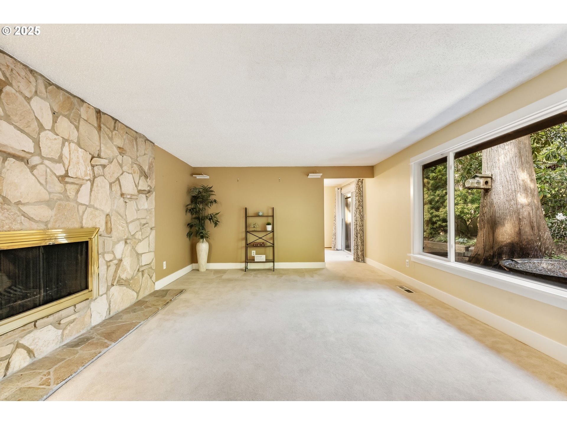 Pheasant Dr, Beaverton, OR 97003