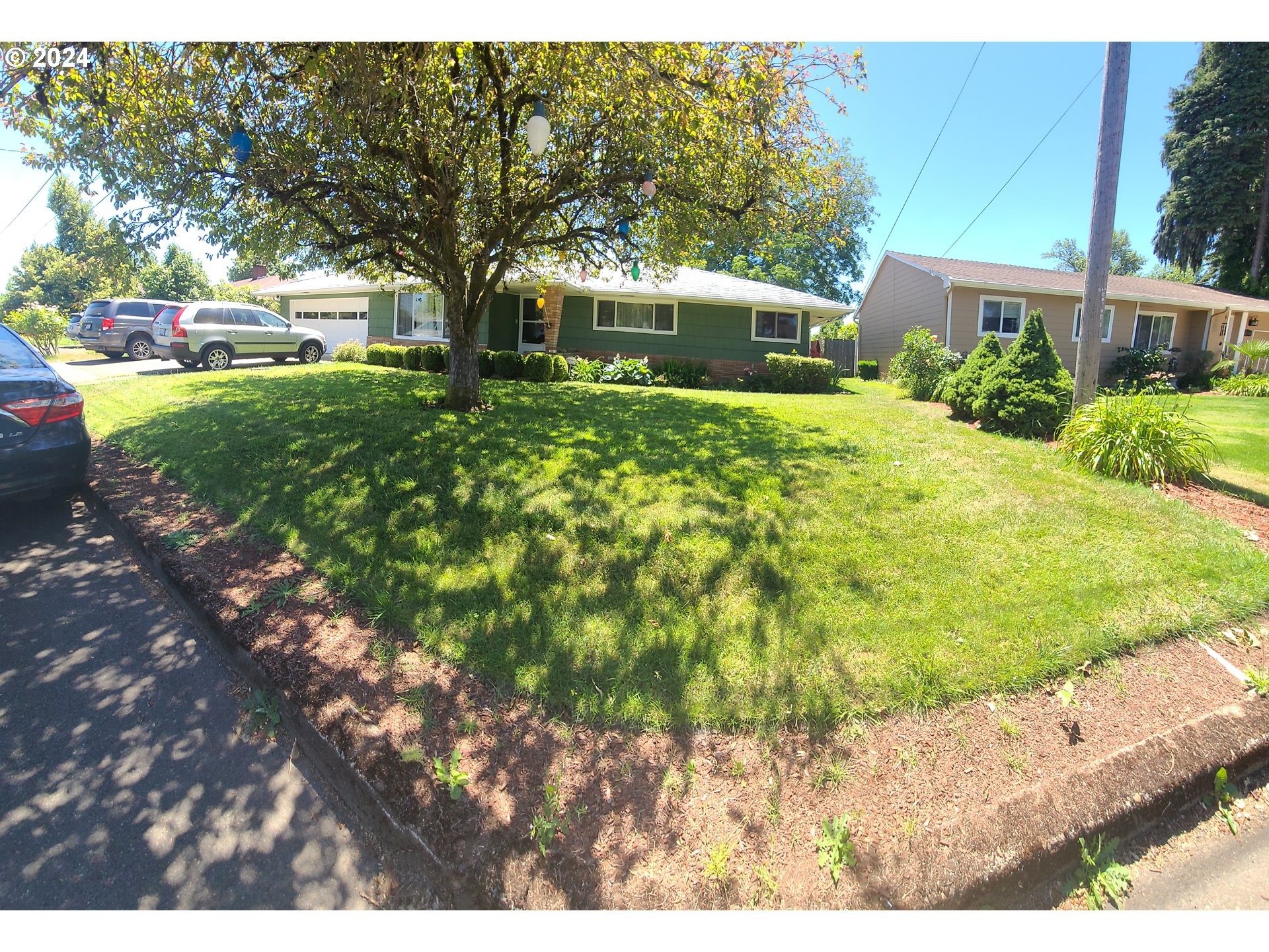 Carolina Ave, Salem, OR 97305
