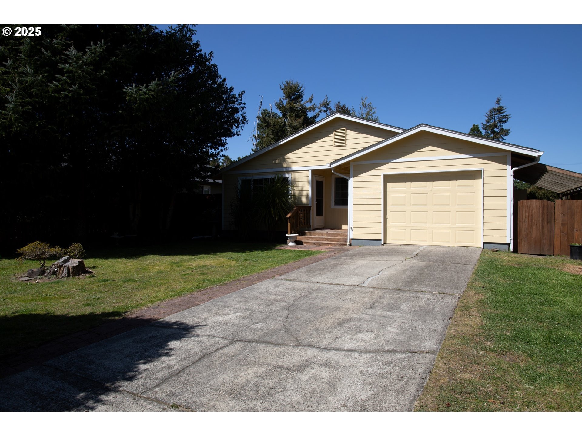 29th St, Florence, OR 97439 #1
