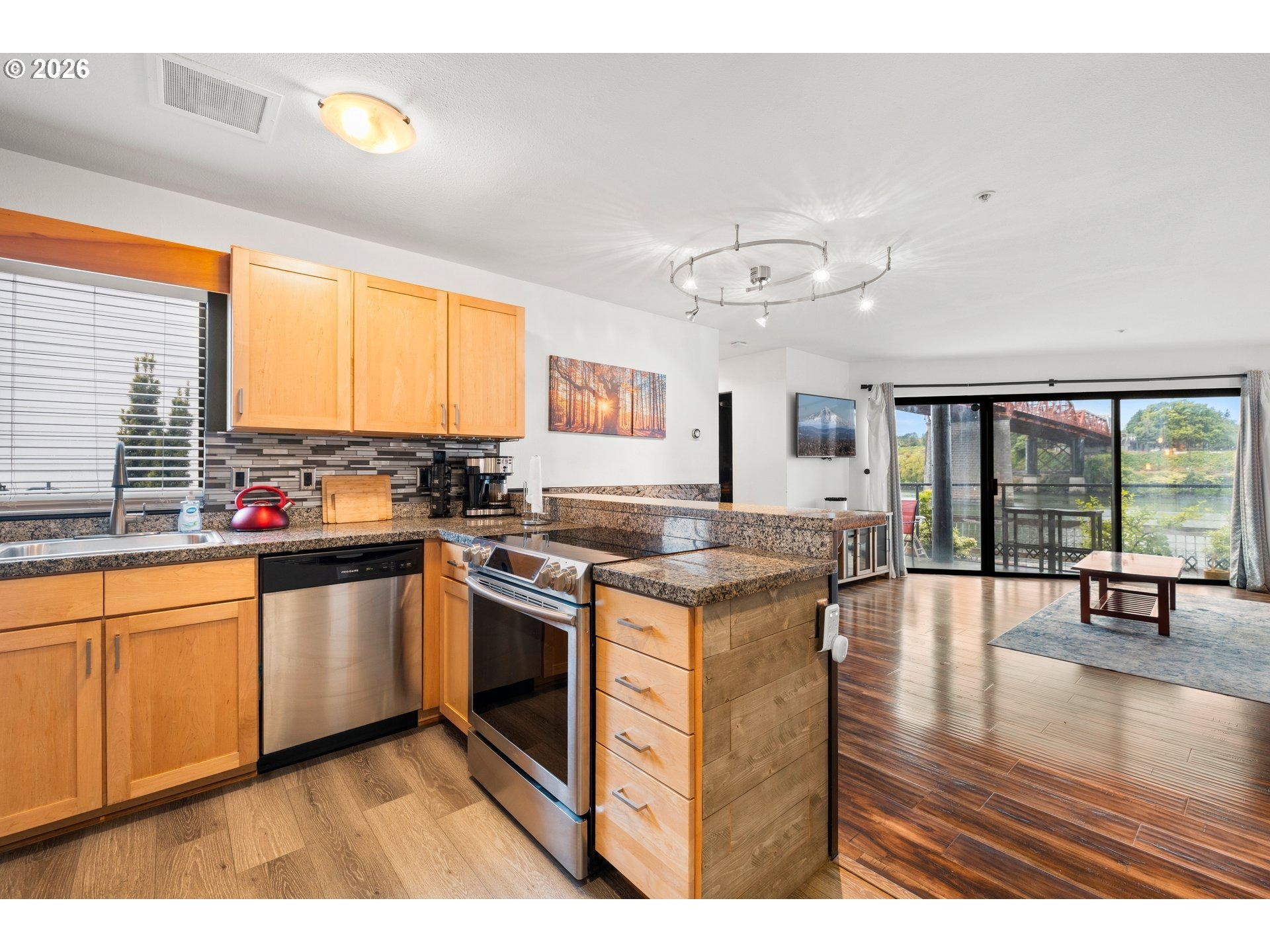 Naito Pkwy, Portland, OR 97209
