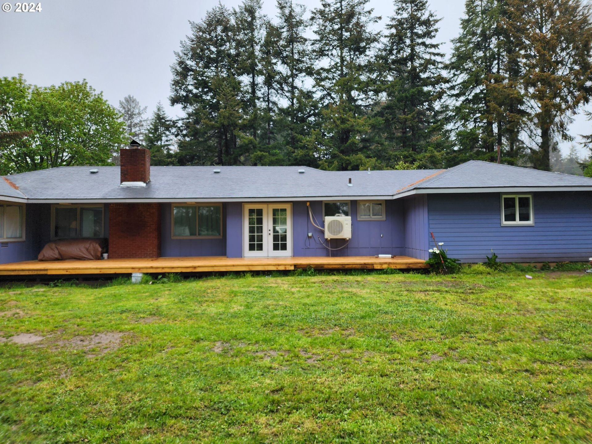 Nicholson Dr, Port Orford, OR 97465