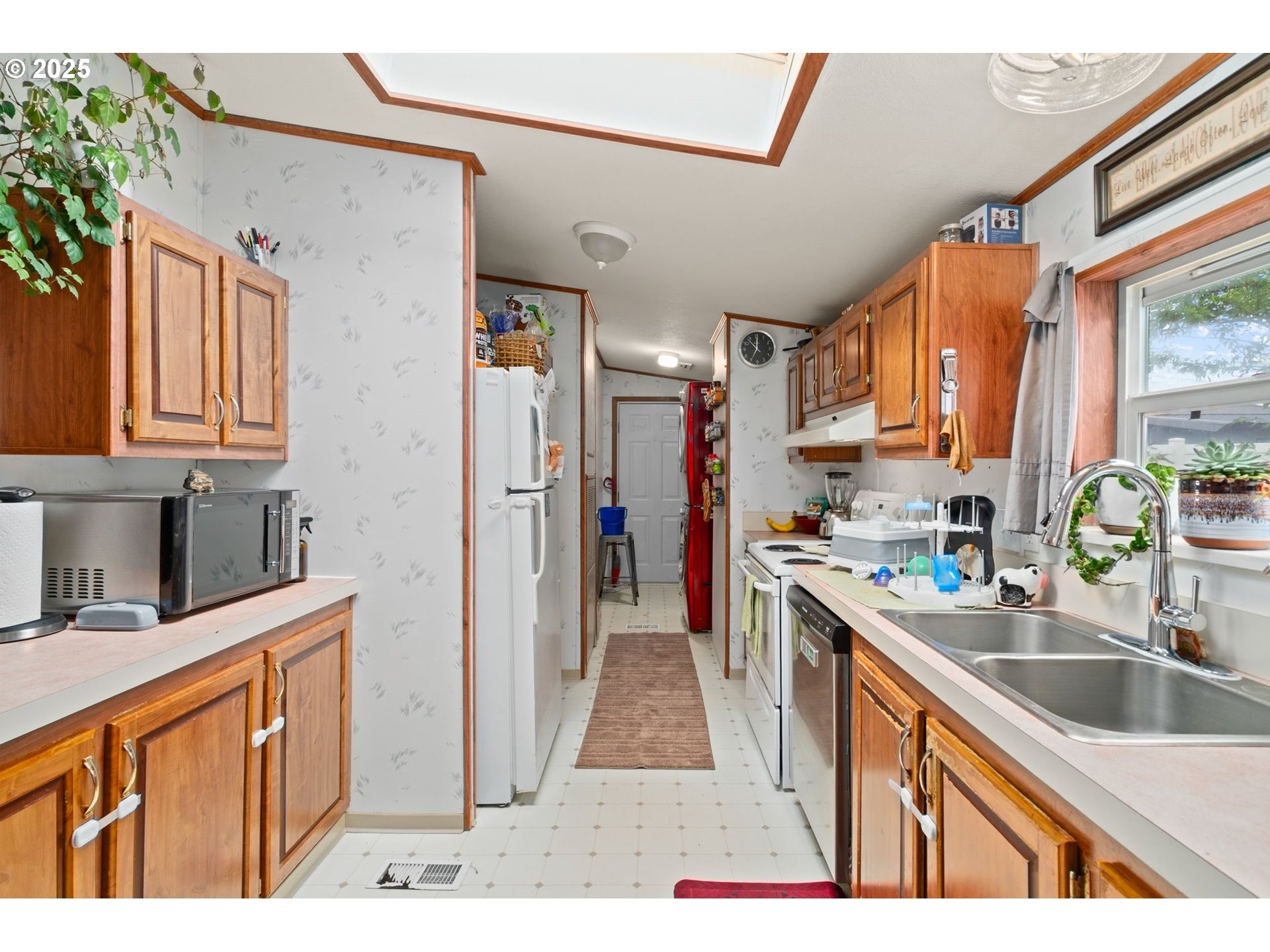 10th St, Saint Helens, OR 97051 #1