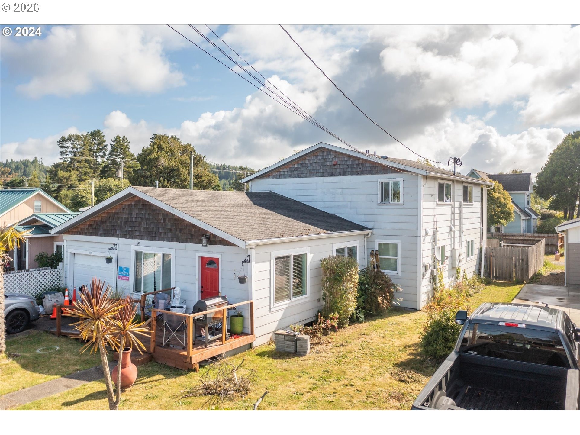 8th St, Lakeside, OR 97449