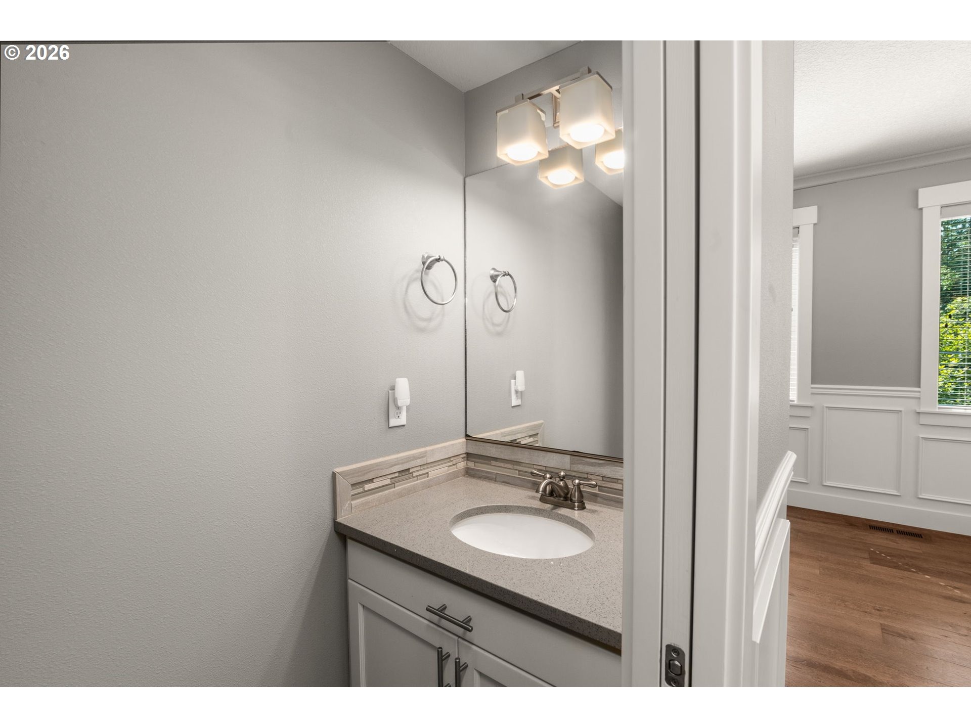 Burrage Ave, Portland, OR 97217