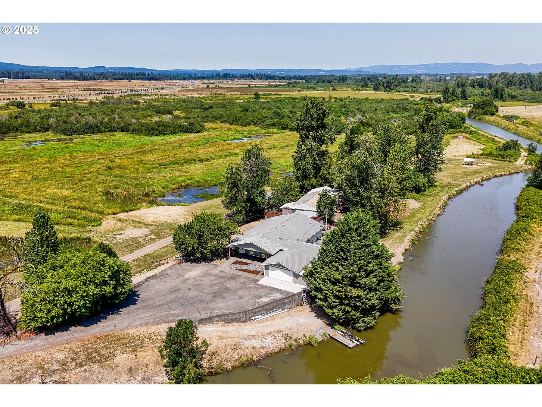 Columbia Ave, Scappoose, OR 97056