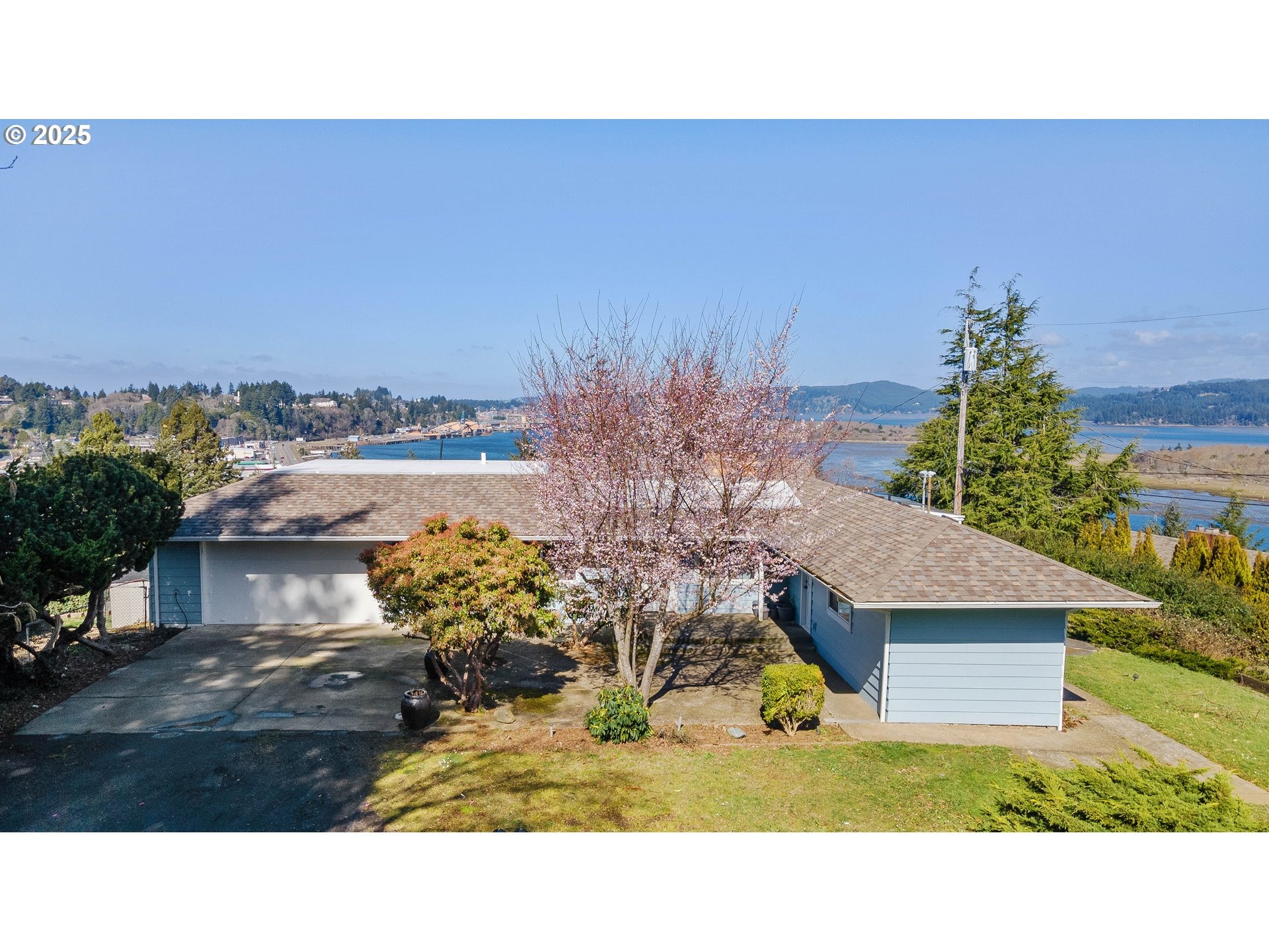 Fir Ave, Coos Bay, OR 97420
