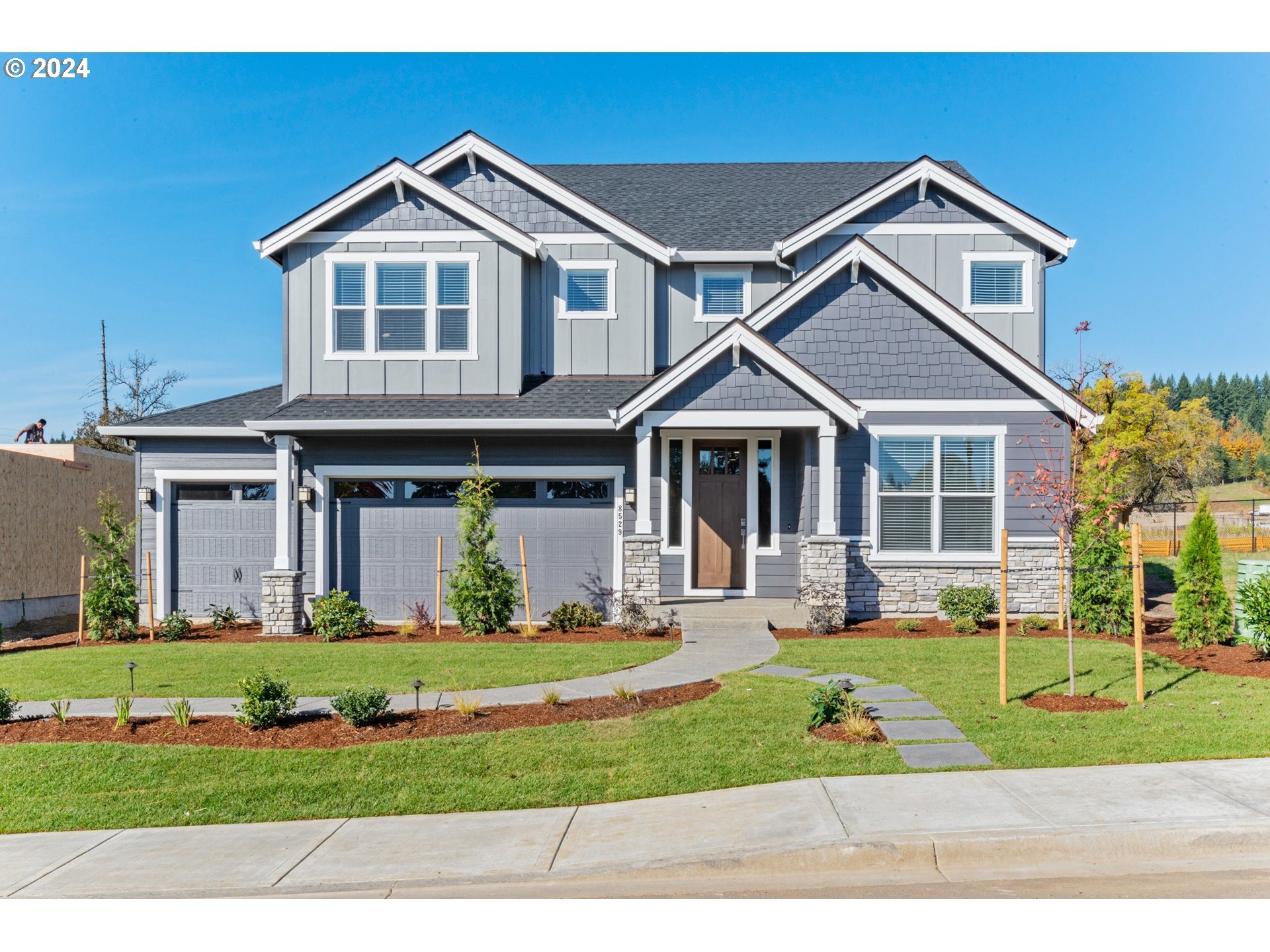 92nd Ave, Camas, WA 98607