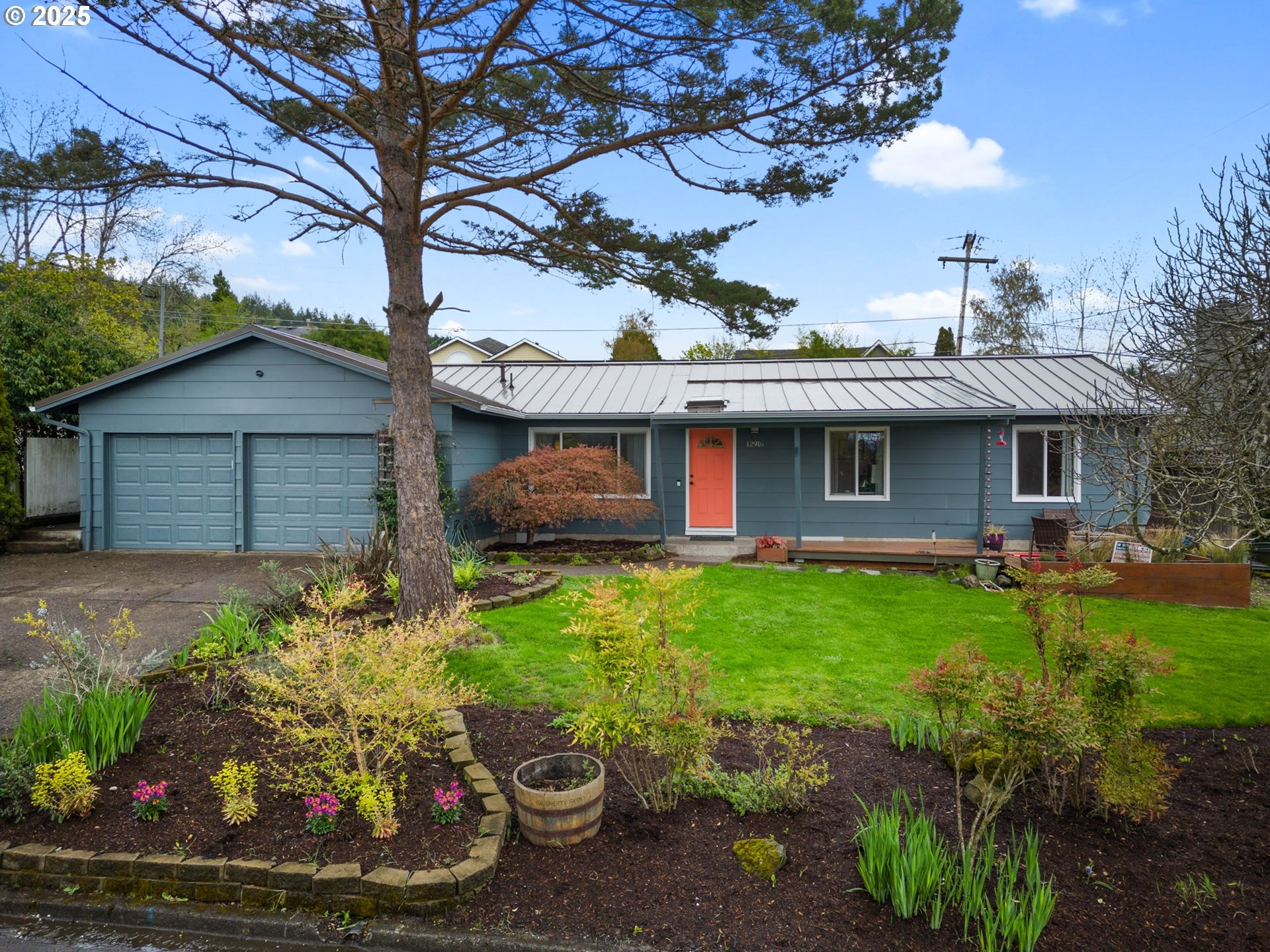 61st Ave, Portland, OR 97219