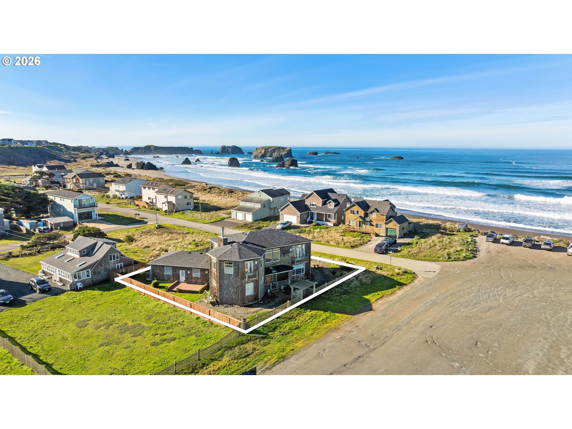 Madison Ave, Bandon, OR 97411