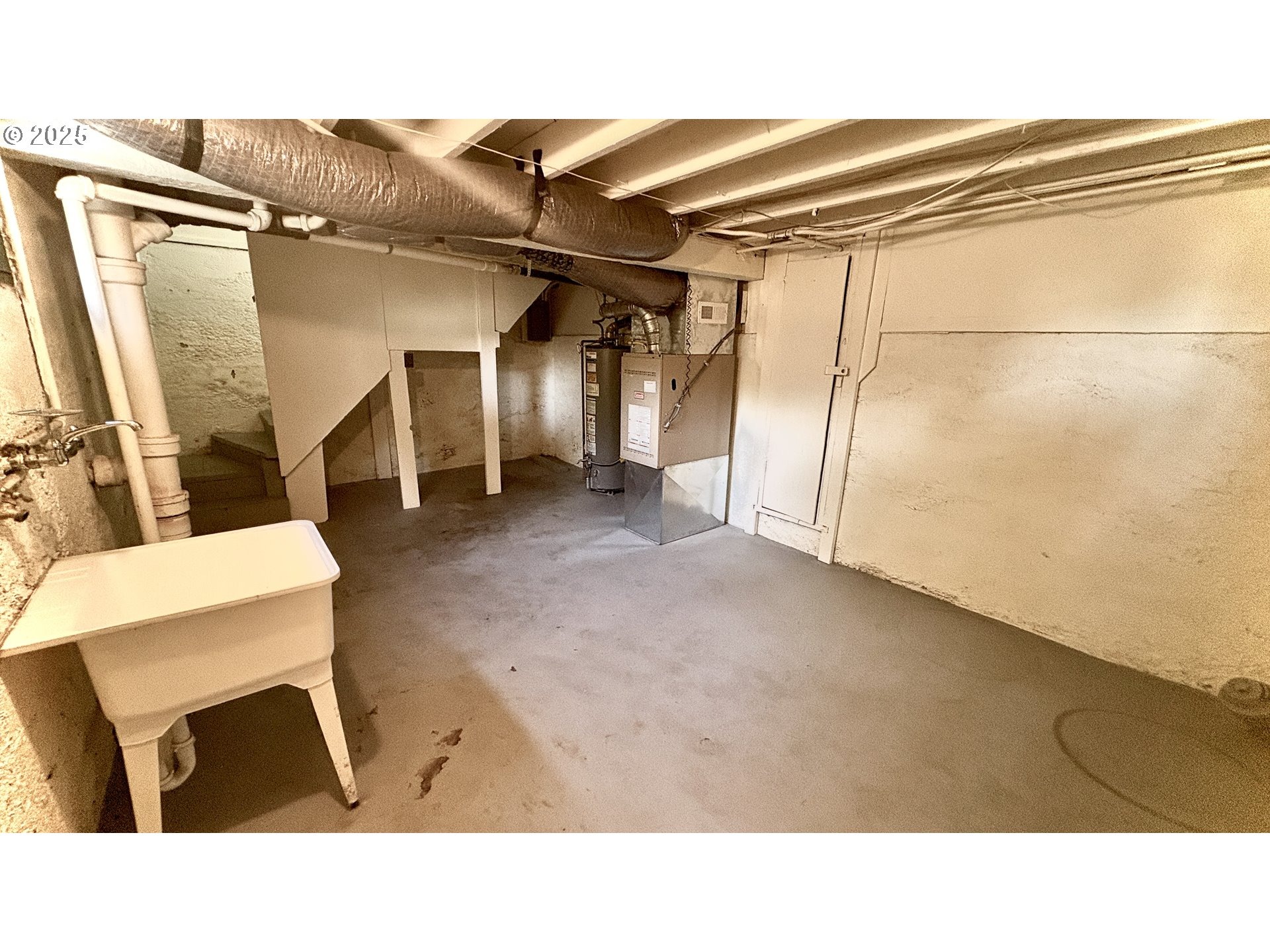 Glisan St, Portland, OR 97213