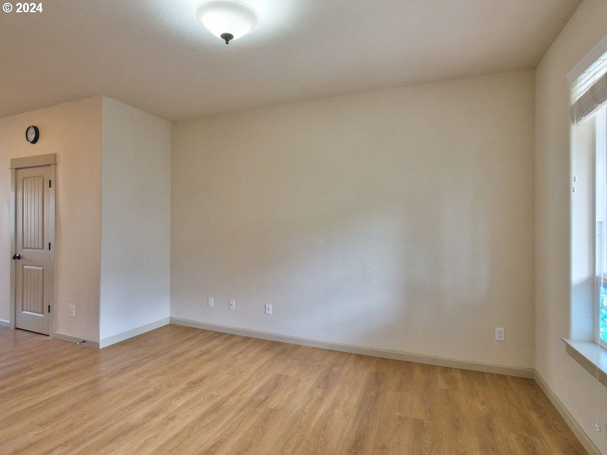 Julie Ann Ln, Hillsboro, OR 97124 #1