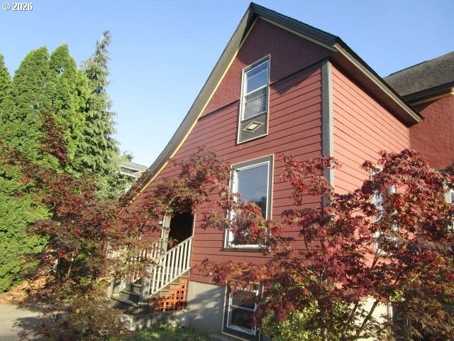 Ash St, Portland, OR 97214 #1