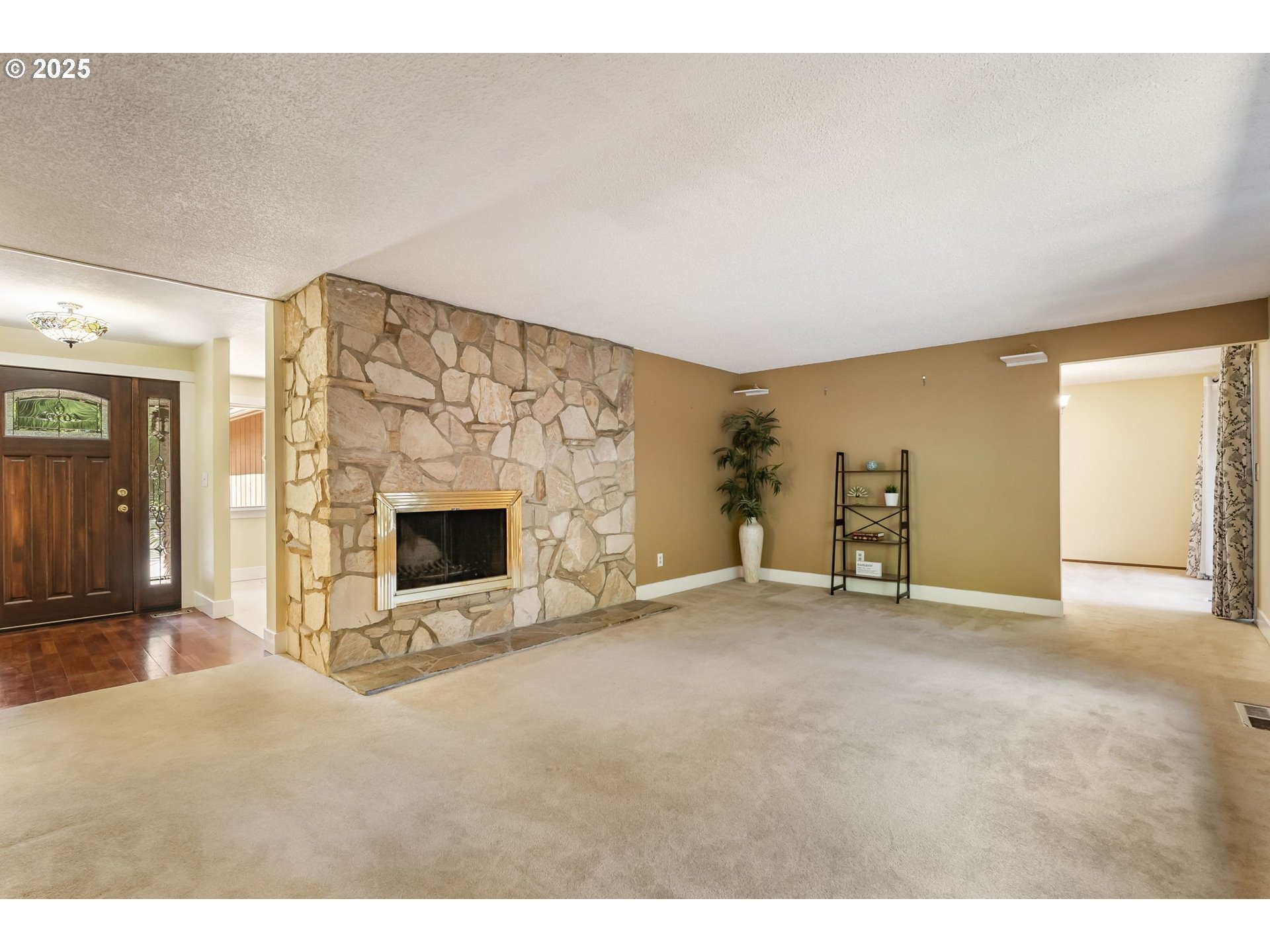 Pheasant Dr, Beaverton, OR 97003 #1