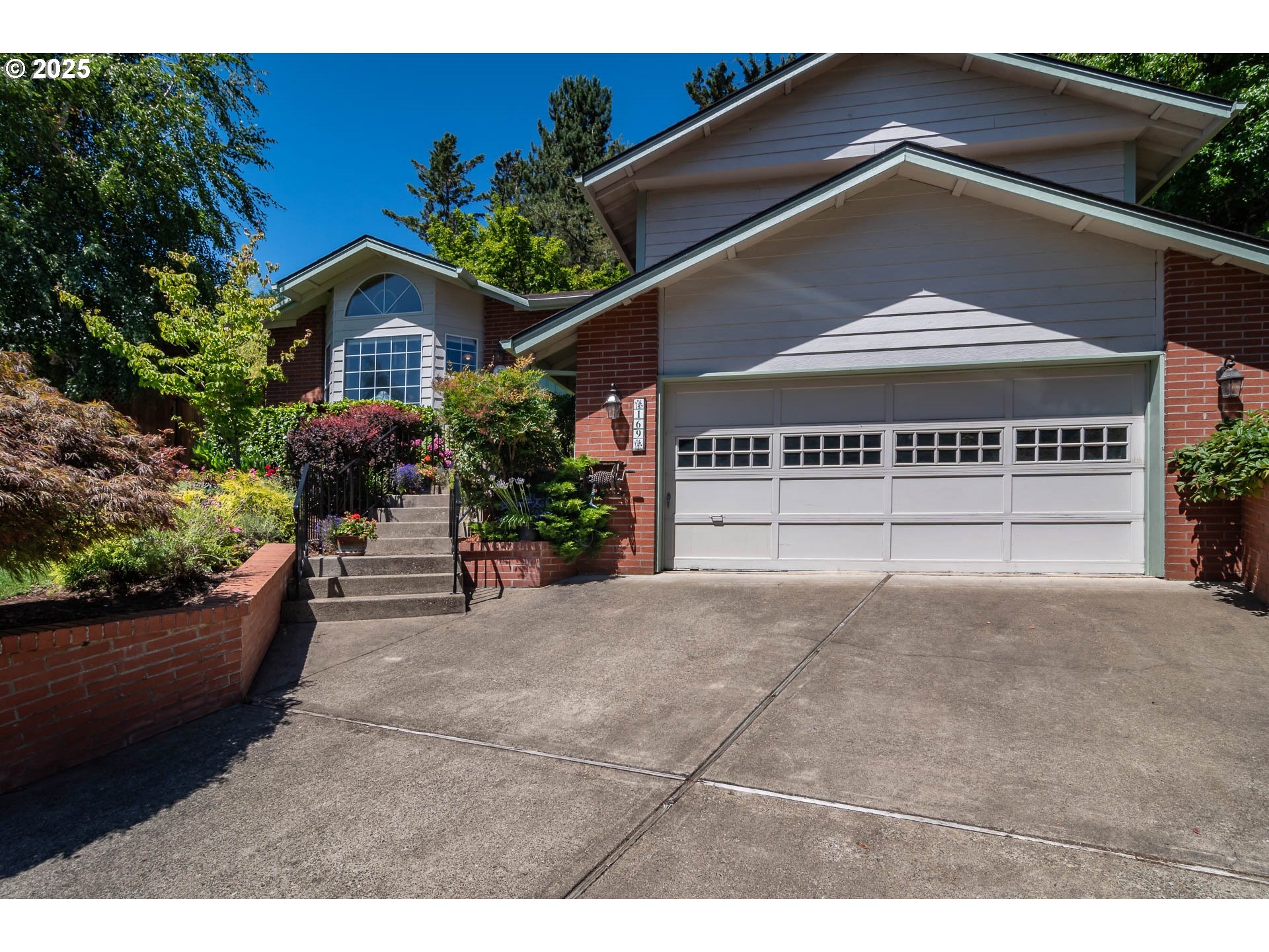 Brent Ct, Roseburg, OR 97471