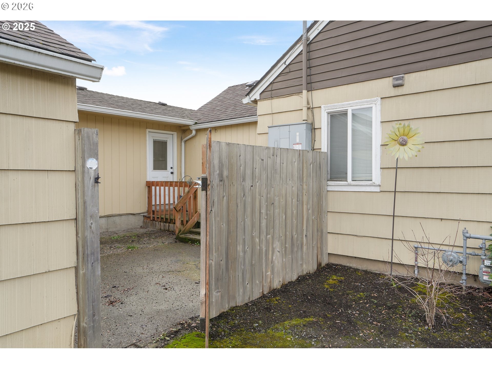 Eldin Ave, Salem, OR 97317