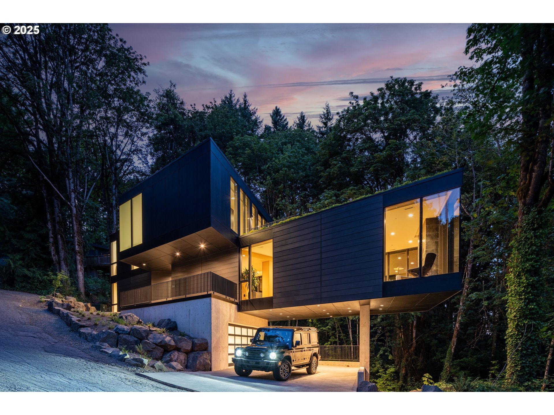 Winston Dr, Portland, OR 97210