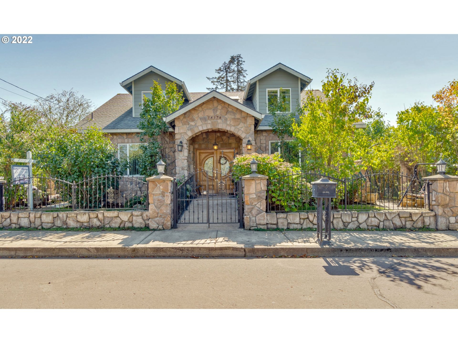 Hood St, Sandy, OR 97055