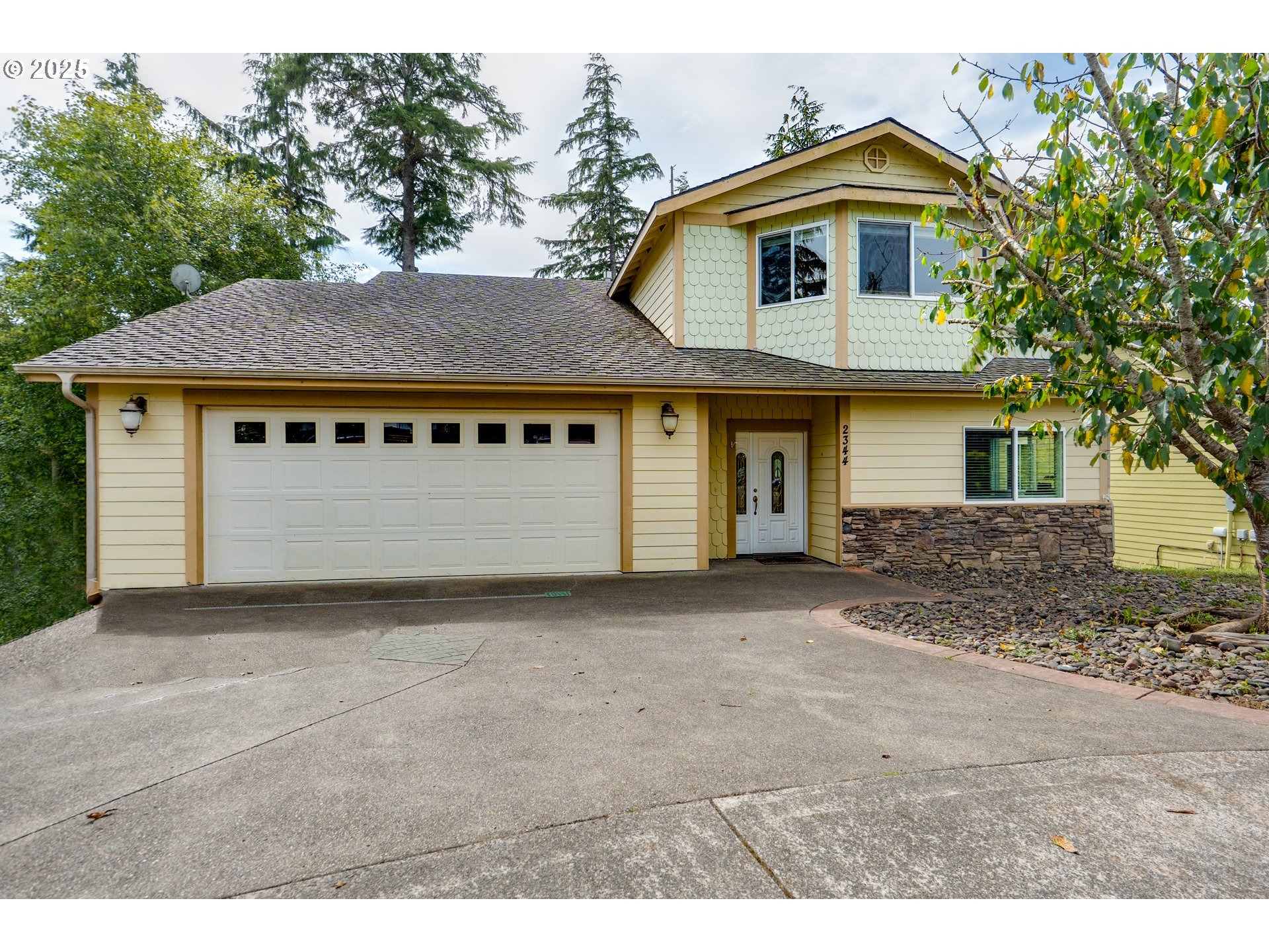 Royal View Dr, Seaside, OR 97138