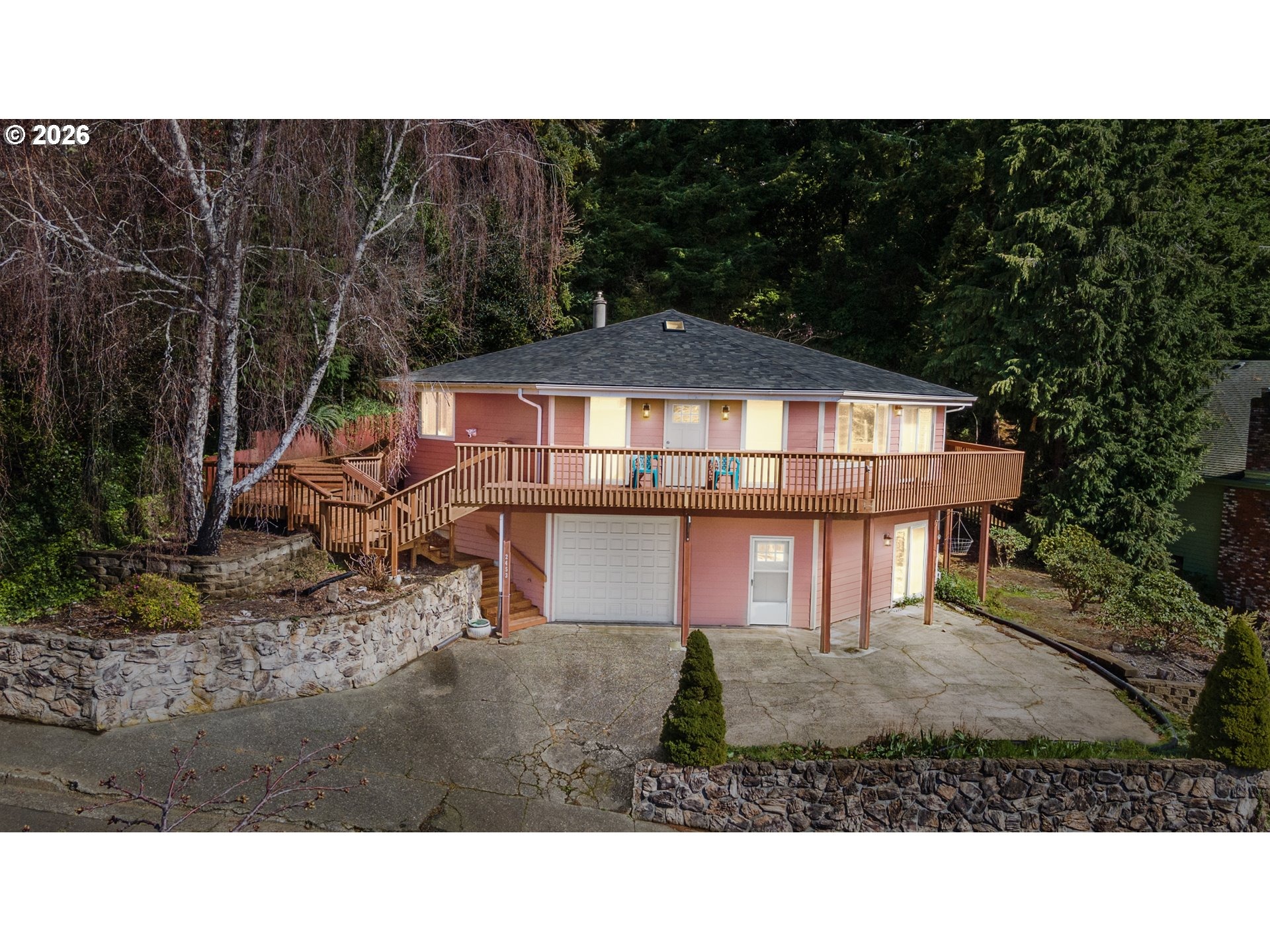 Stephanie Ln, North Bend, OR 97459