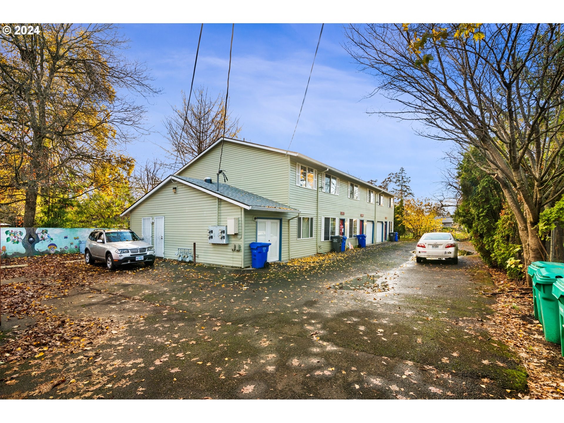 90th Ave, Portland, OR 97216
