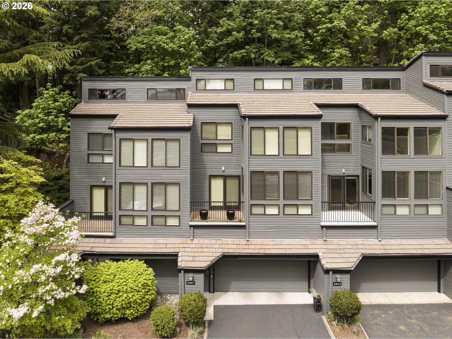 Thunder Vista Ln, Lake Oswego, OR 97035