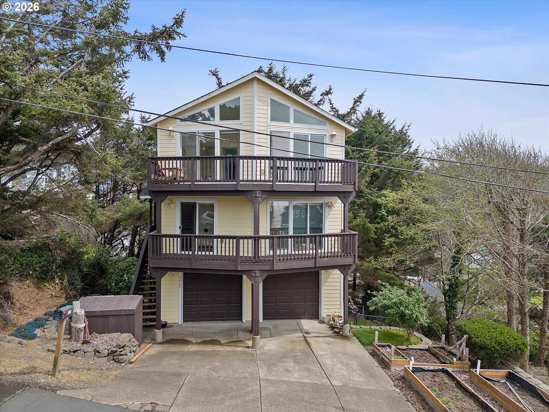 Anchor Ave, Lincoln City, OR 97367
