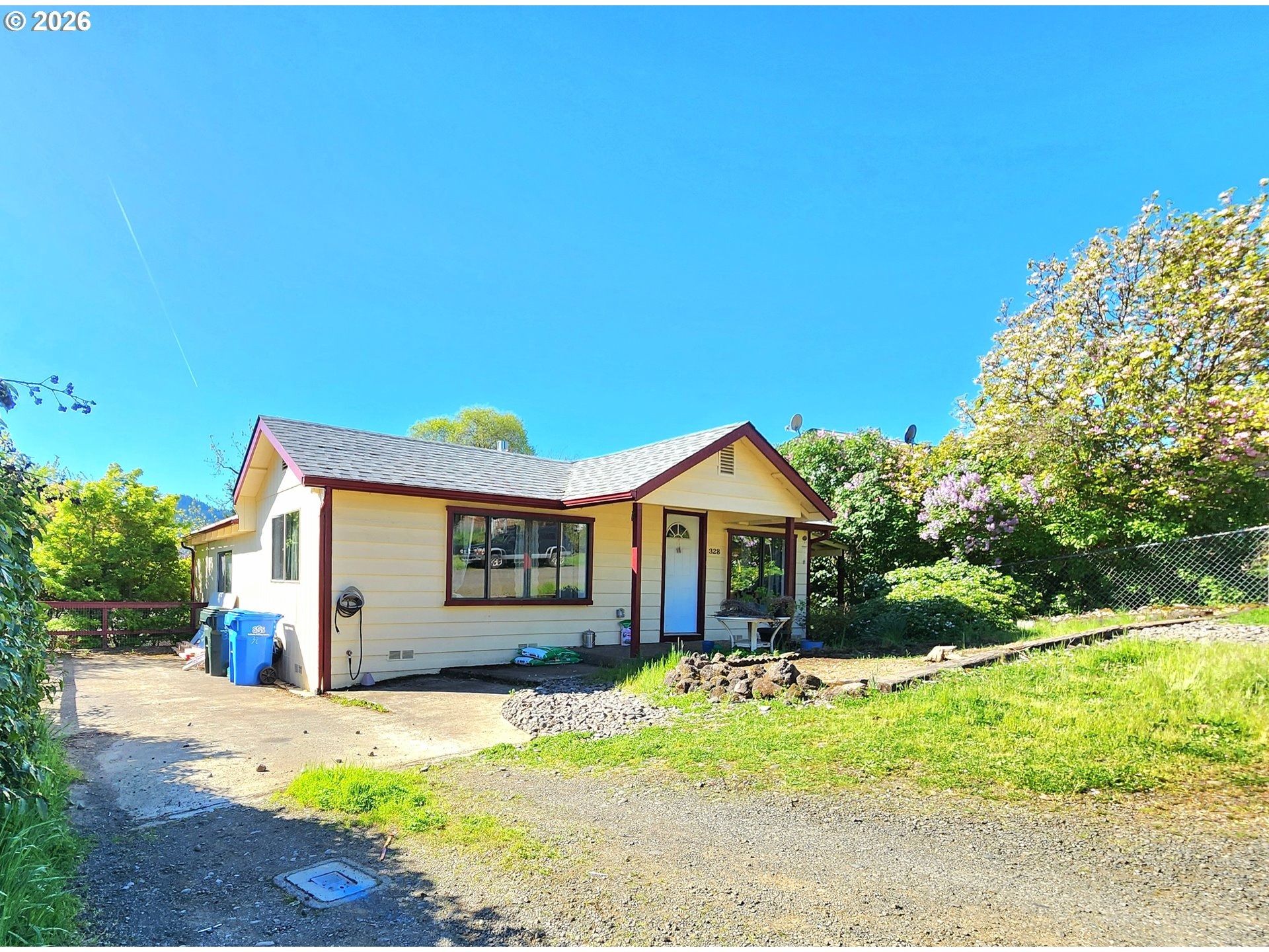 Fifth Ave, Sutherlin, OR 97479