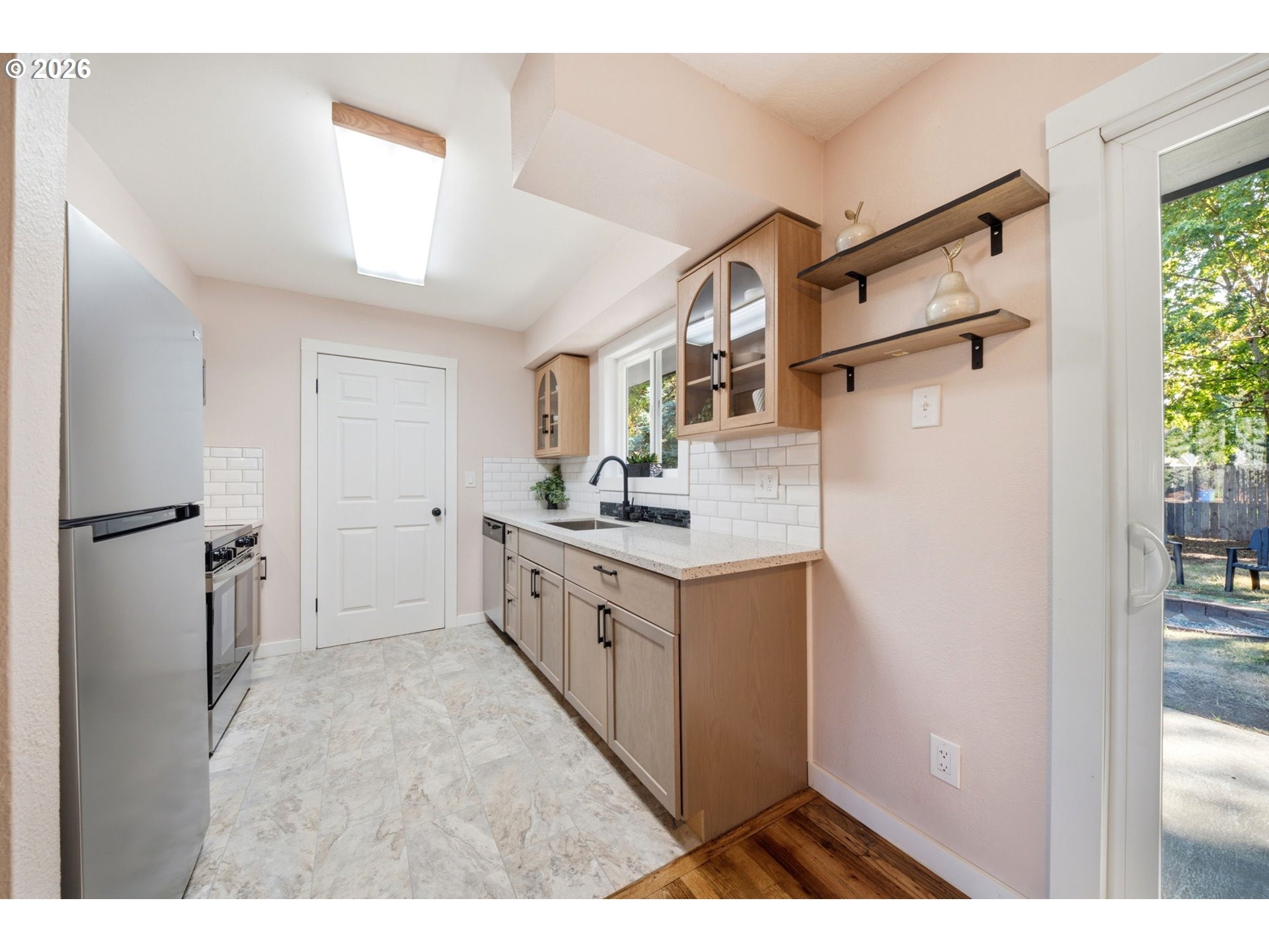 162nd Ave, Portland, OR 97233