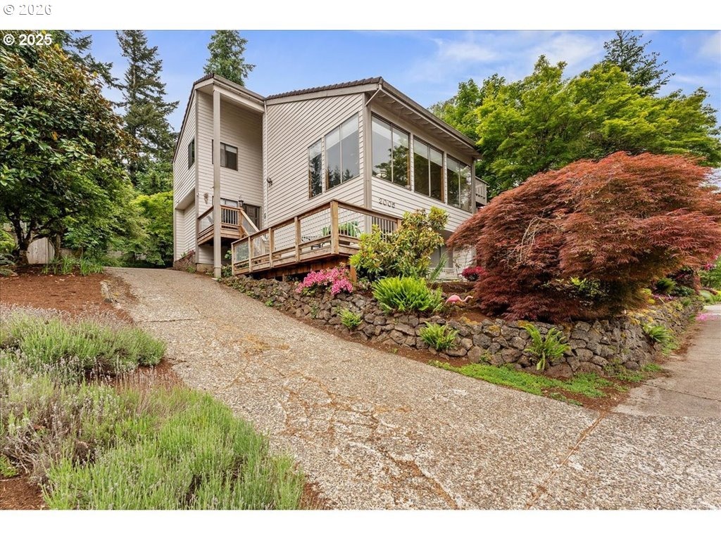 Carriage Way, West Linn, OR 97068