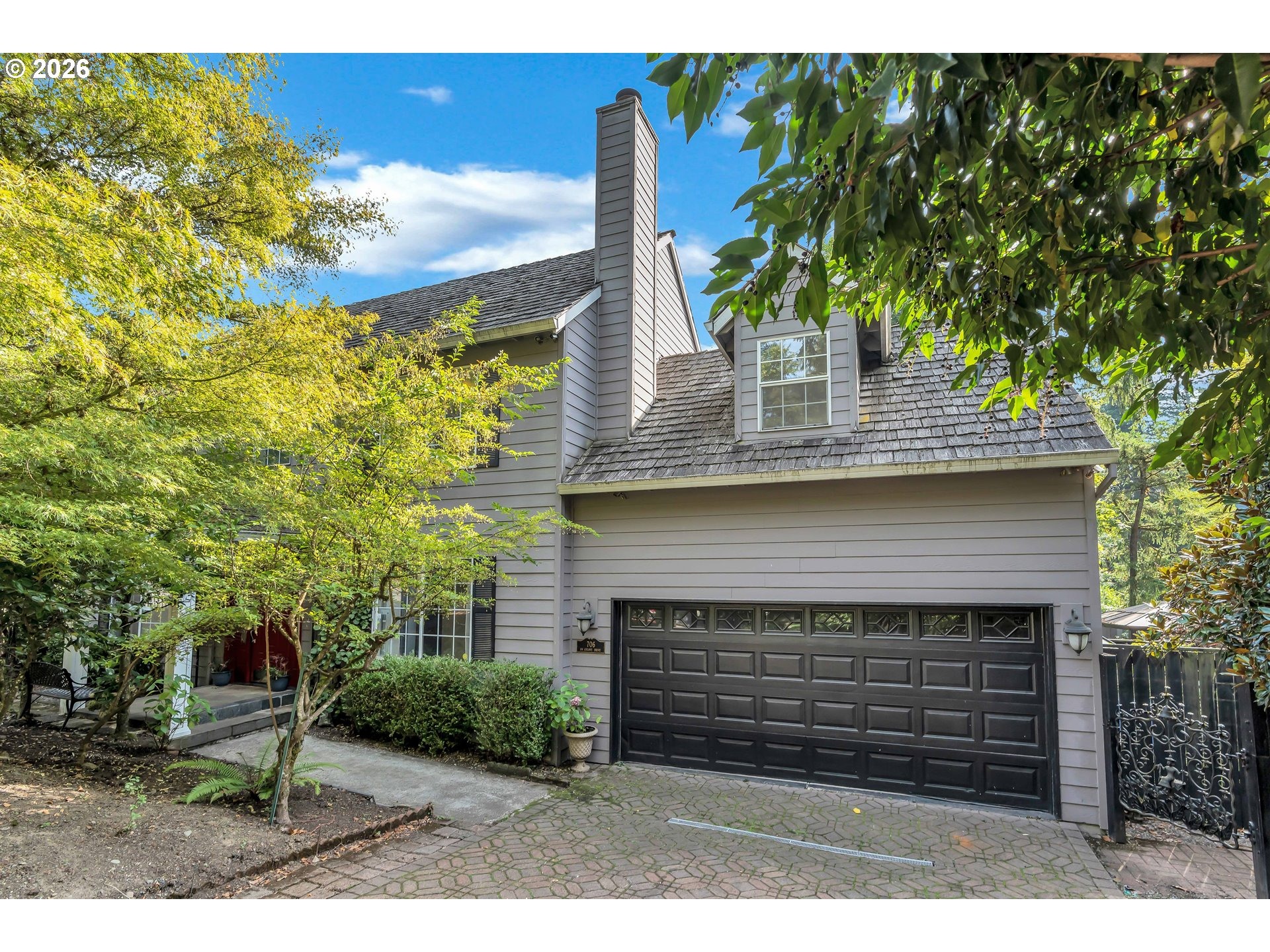 Colony Dr, Portland, OR 97219