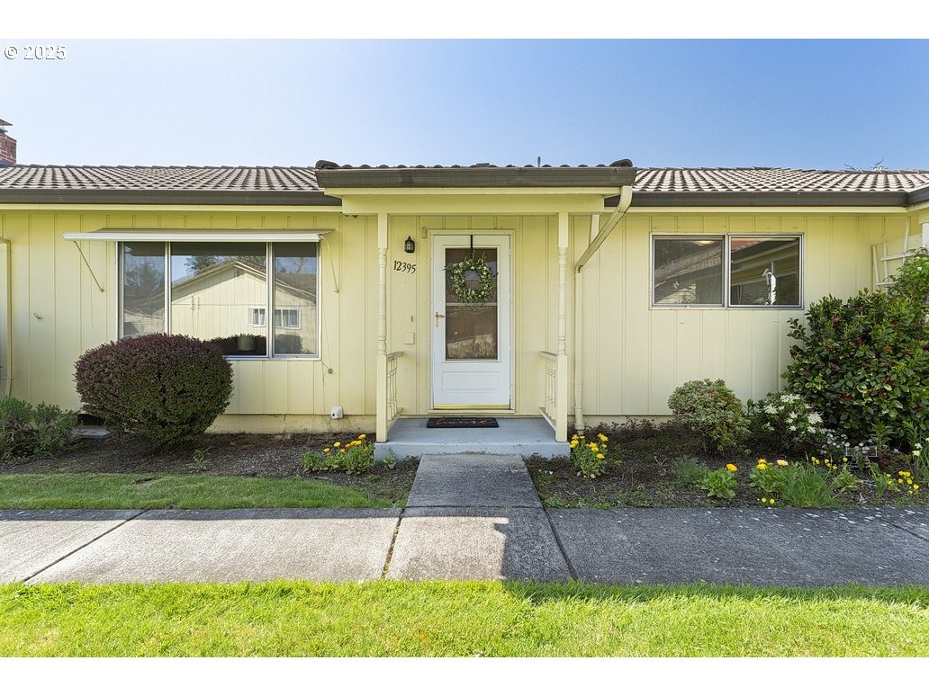 Main St, Portland, OR 97233
