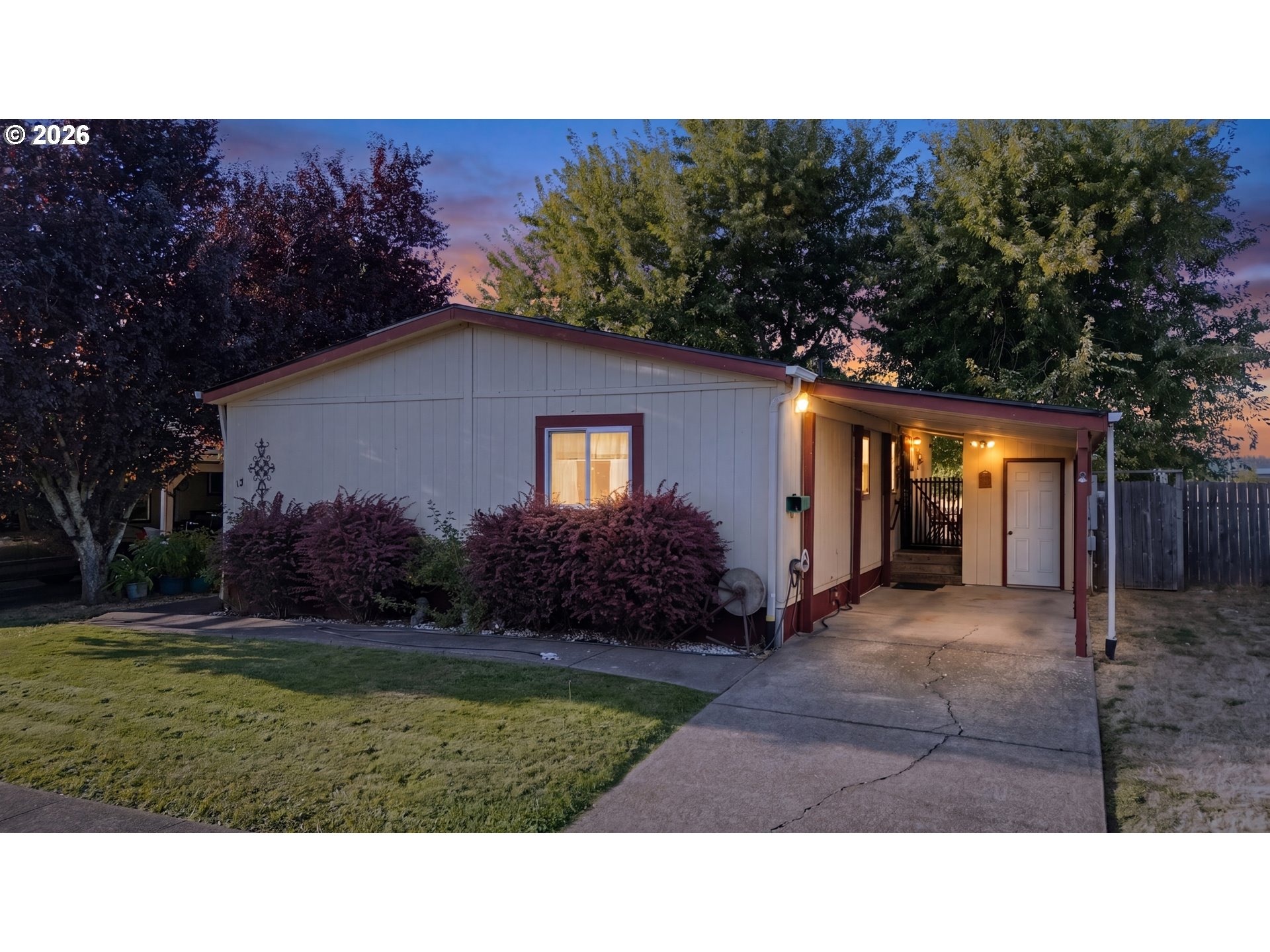 Mill St, Creswell, OR 97426