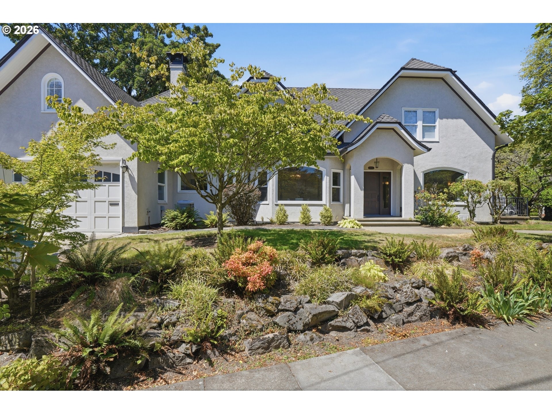 37th Ave, Portland, OR 97232
