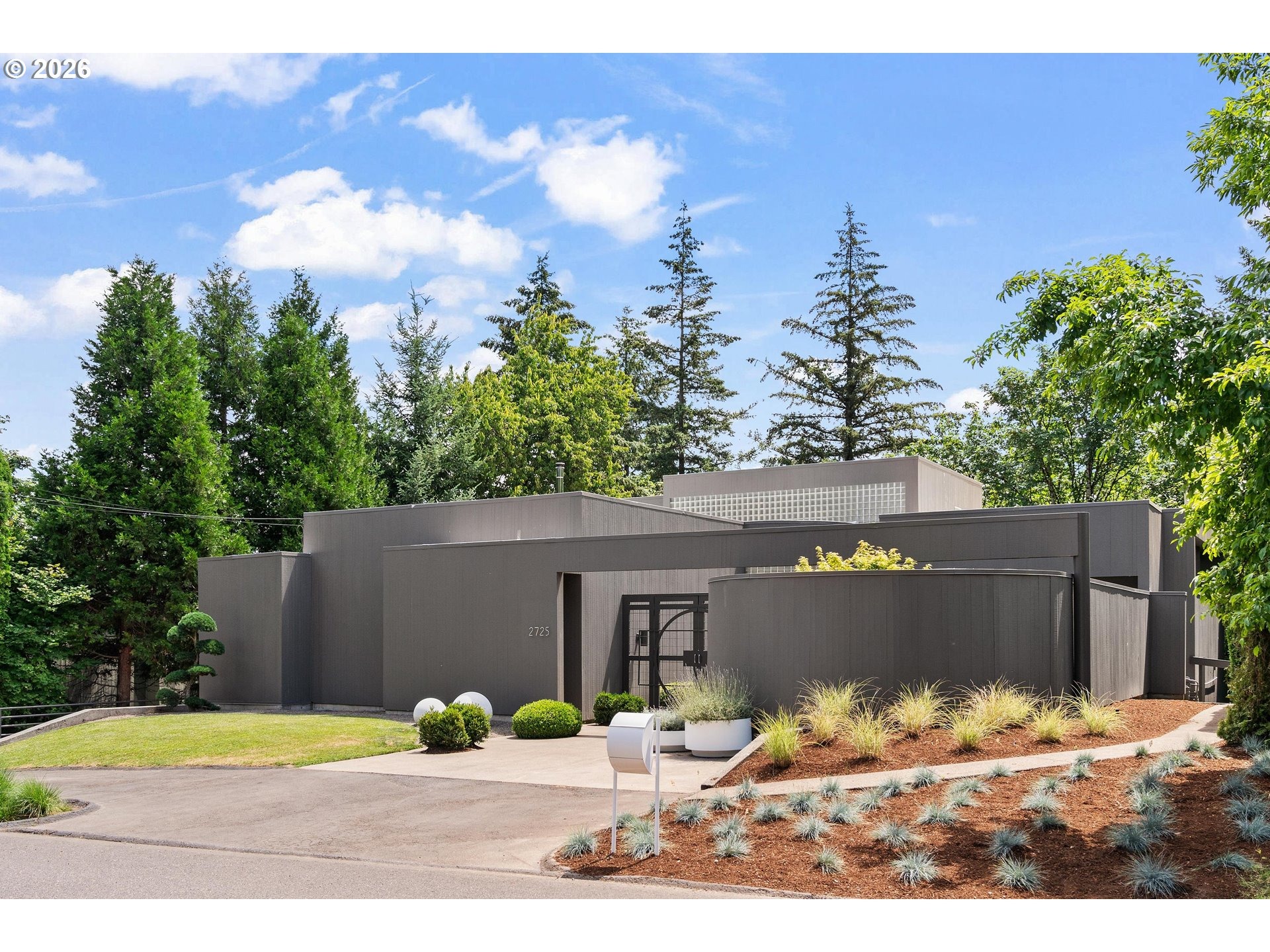 Sherwood Dr, Portland, OR 97201 #1