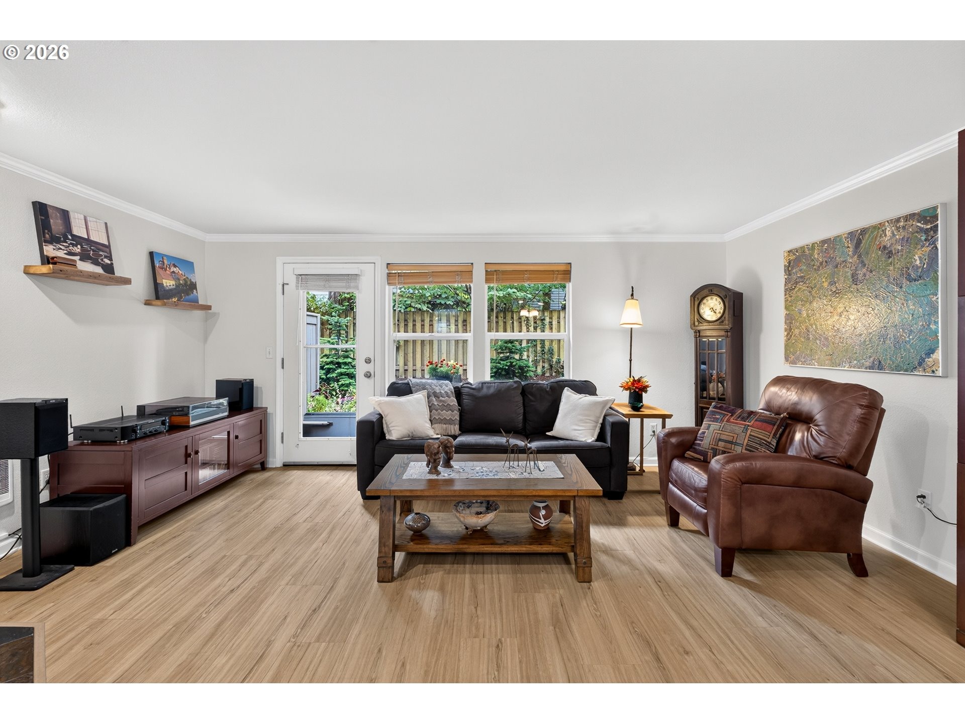 Carman Dr, Lake Oswego, OR 97035