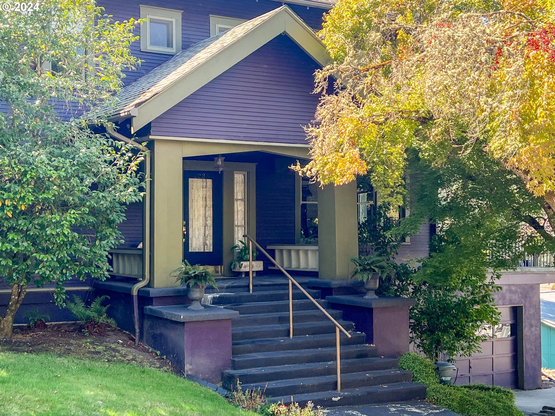 Cass Ave, Roseburg, OR 97470