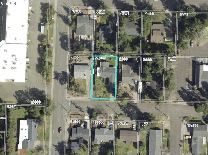 19th St, Florence, OR 97439 #1