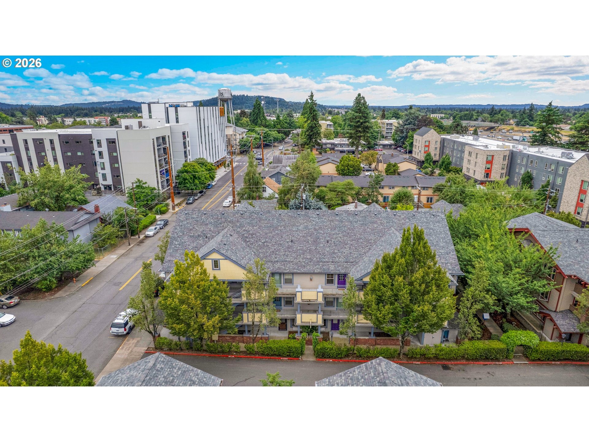 Irving St, Portland, OR 97220