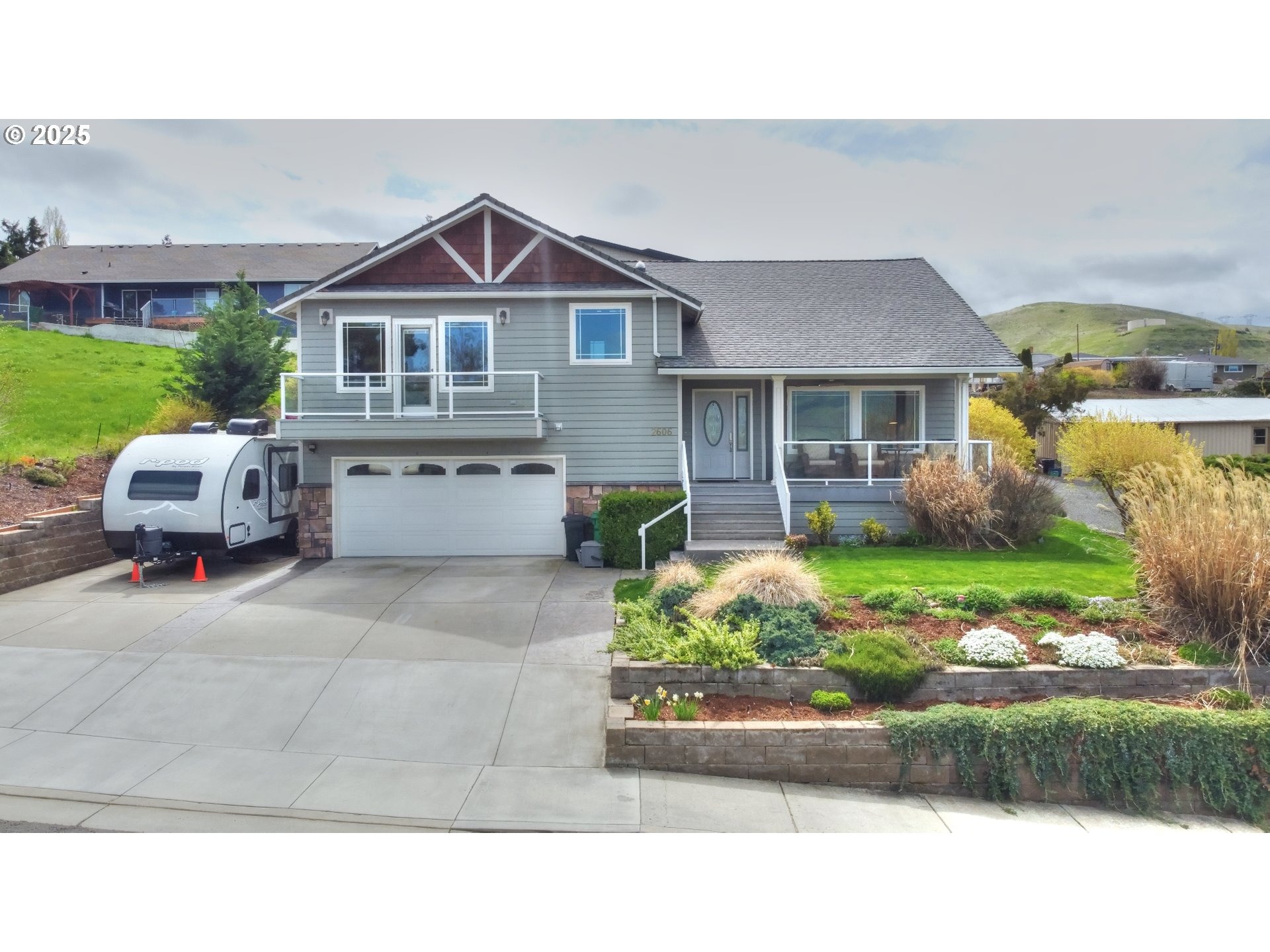 10th St, The Dalles, OR 97058