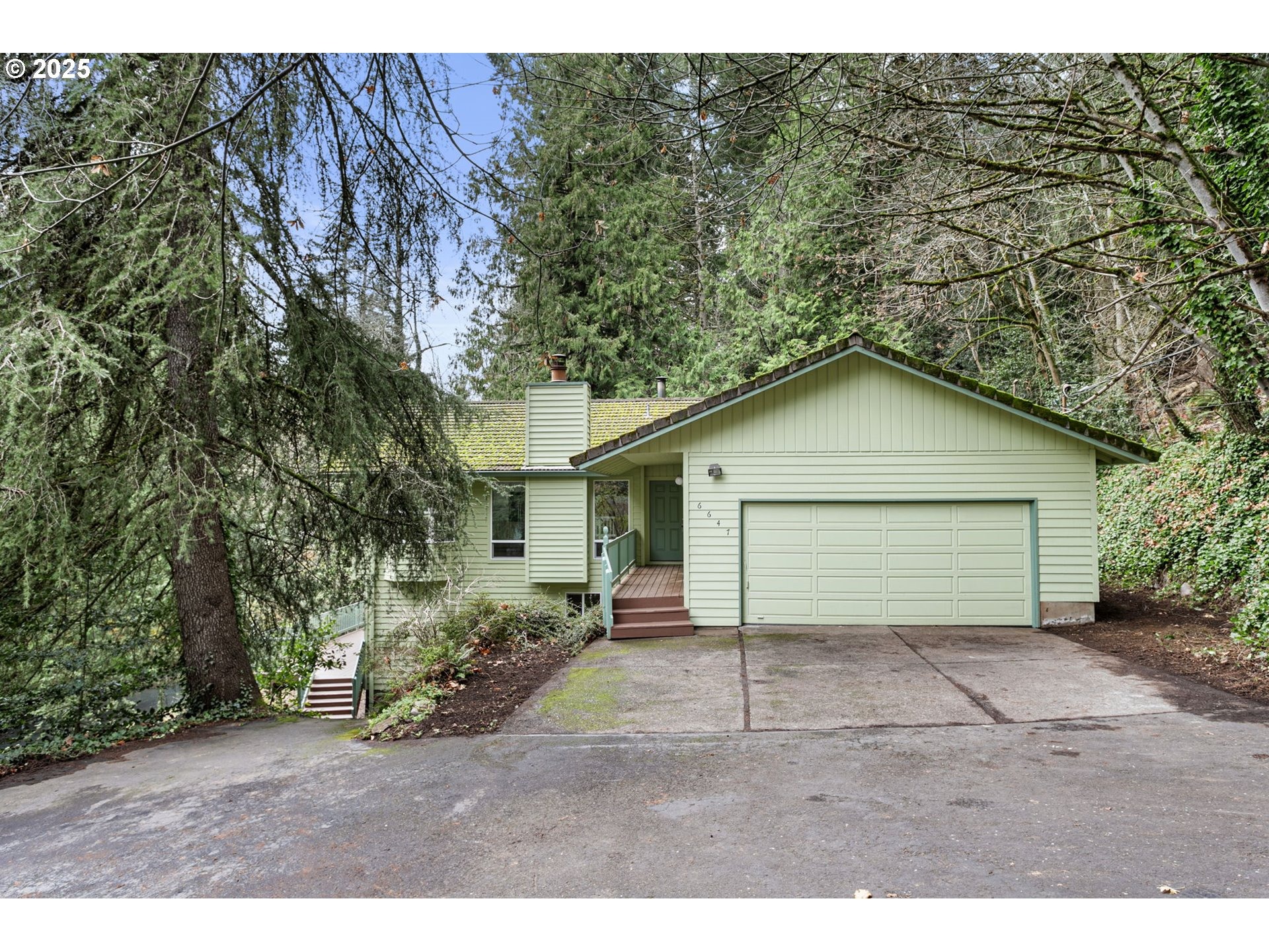 122nd Ave, Portland, OR 97236