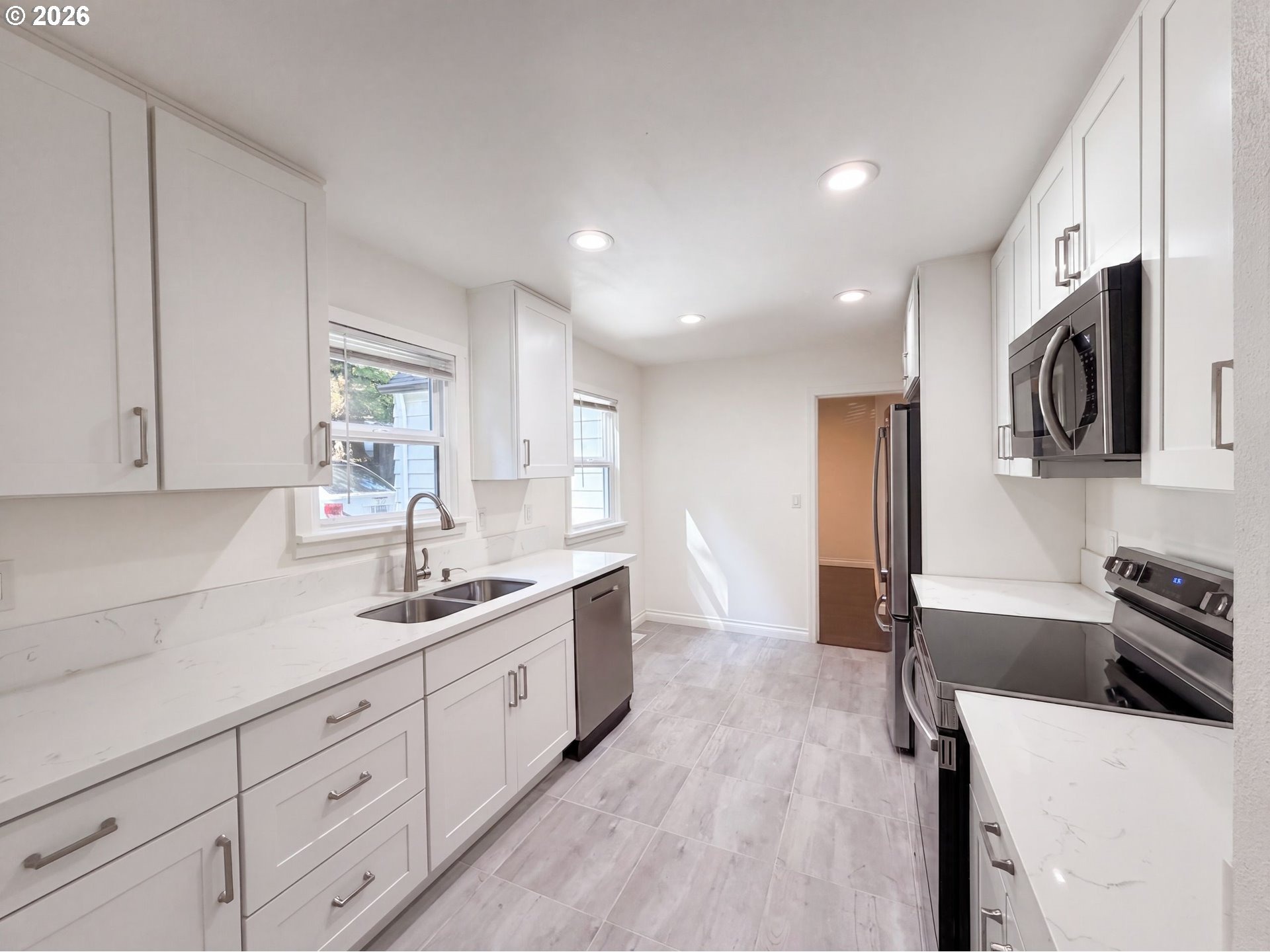 Ash St, Lake Oswego, OR 97034 #1